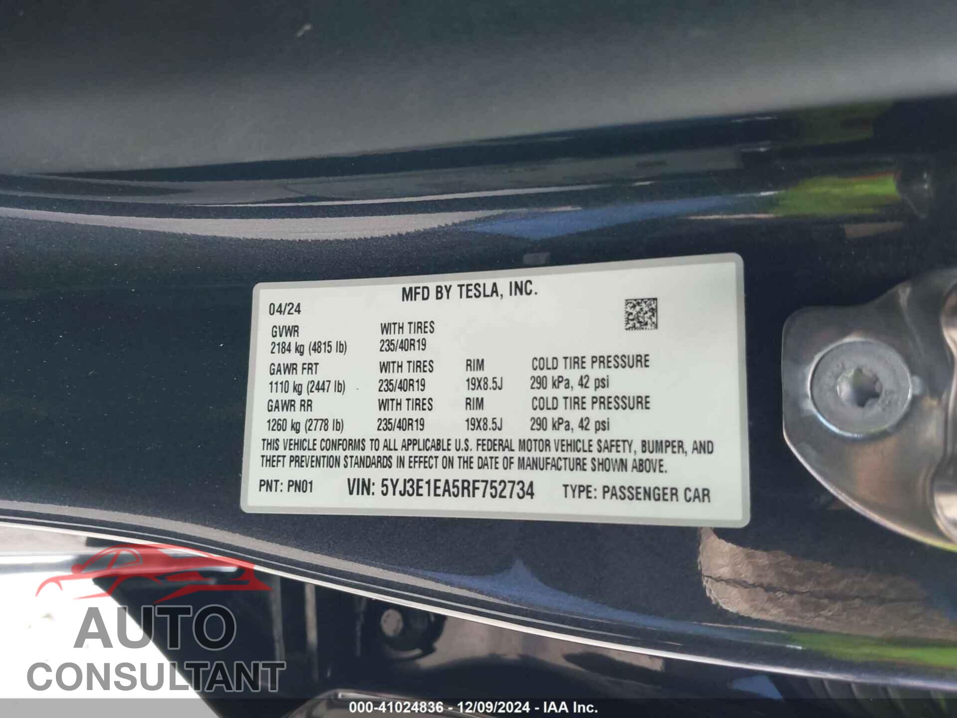 TESLA MODEL 3 2024 - 5YJ3E1EA5RF752734