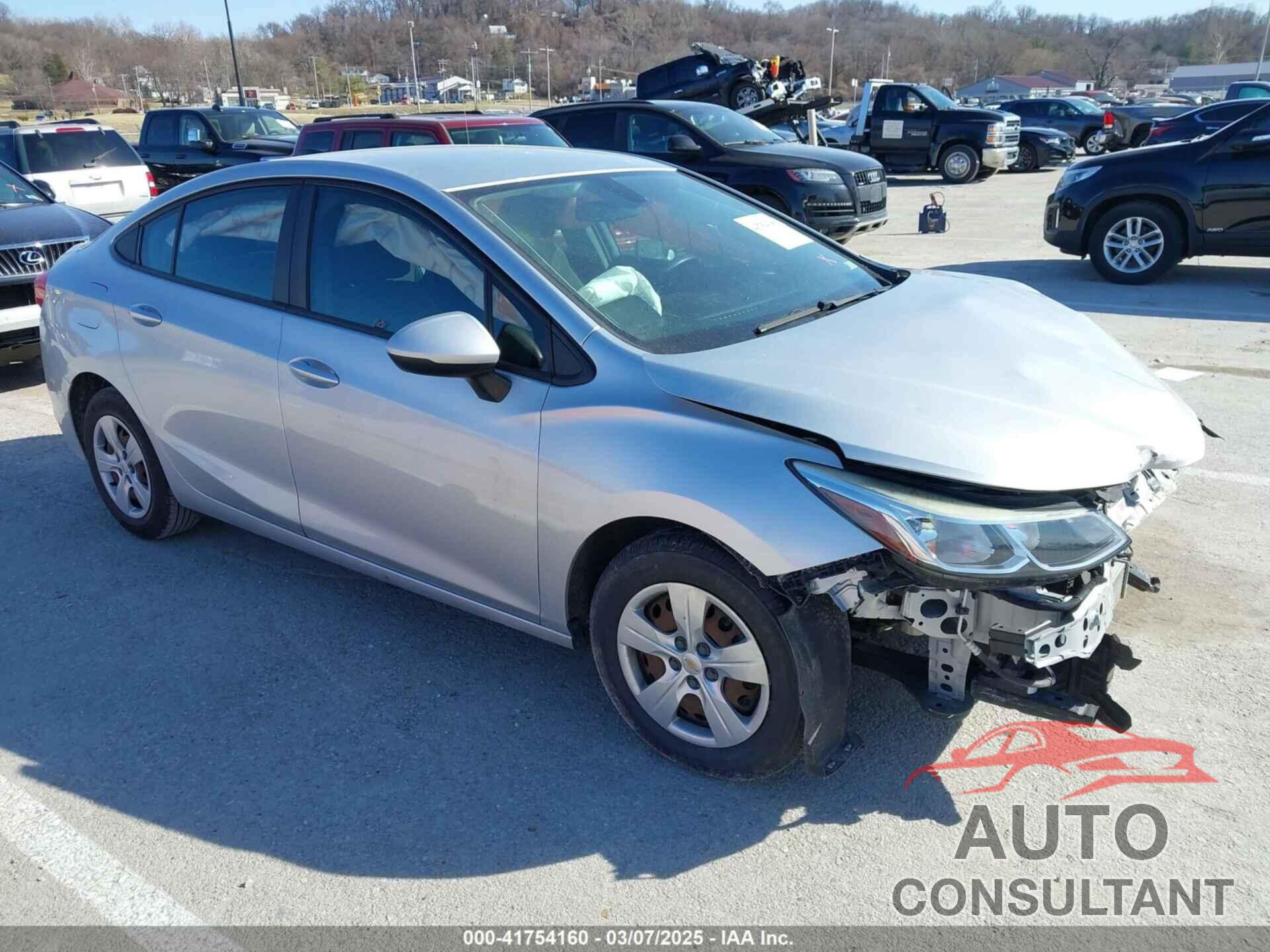 CHEVROLET CRUZE 2018 - 1G1BC5SMXJ7131242