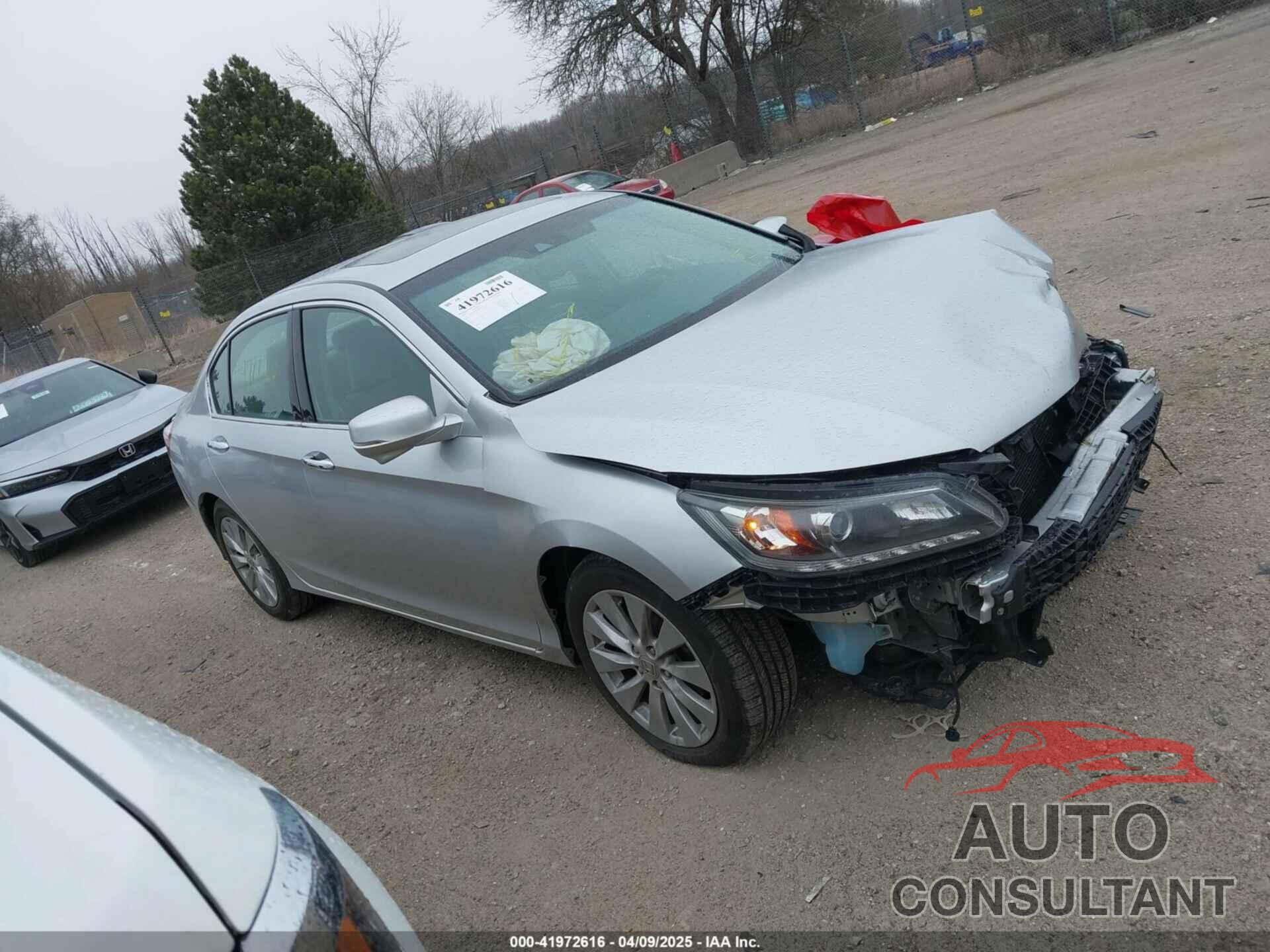 HONDA ACCORD 2013 - 1HGCR3F89DA019424