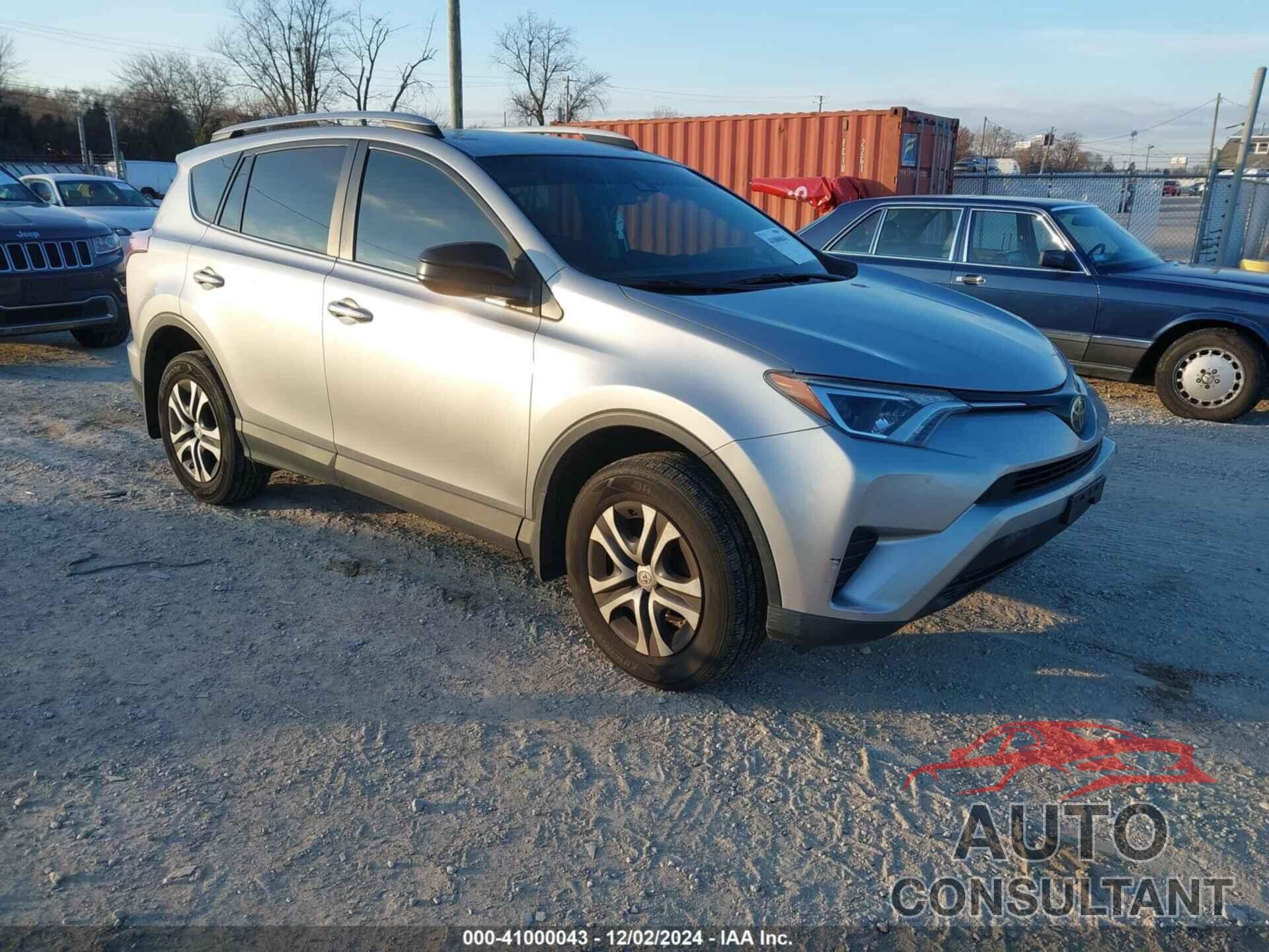 TOYOTA RAV4 2017 - 2T3BFREV5HW572141