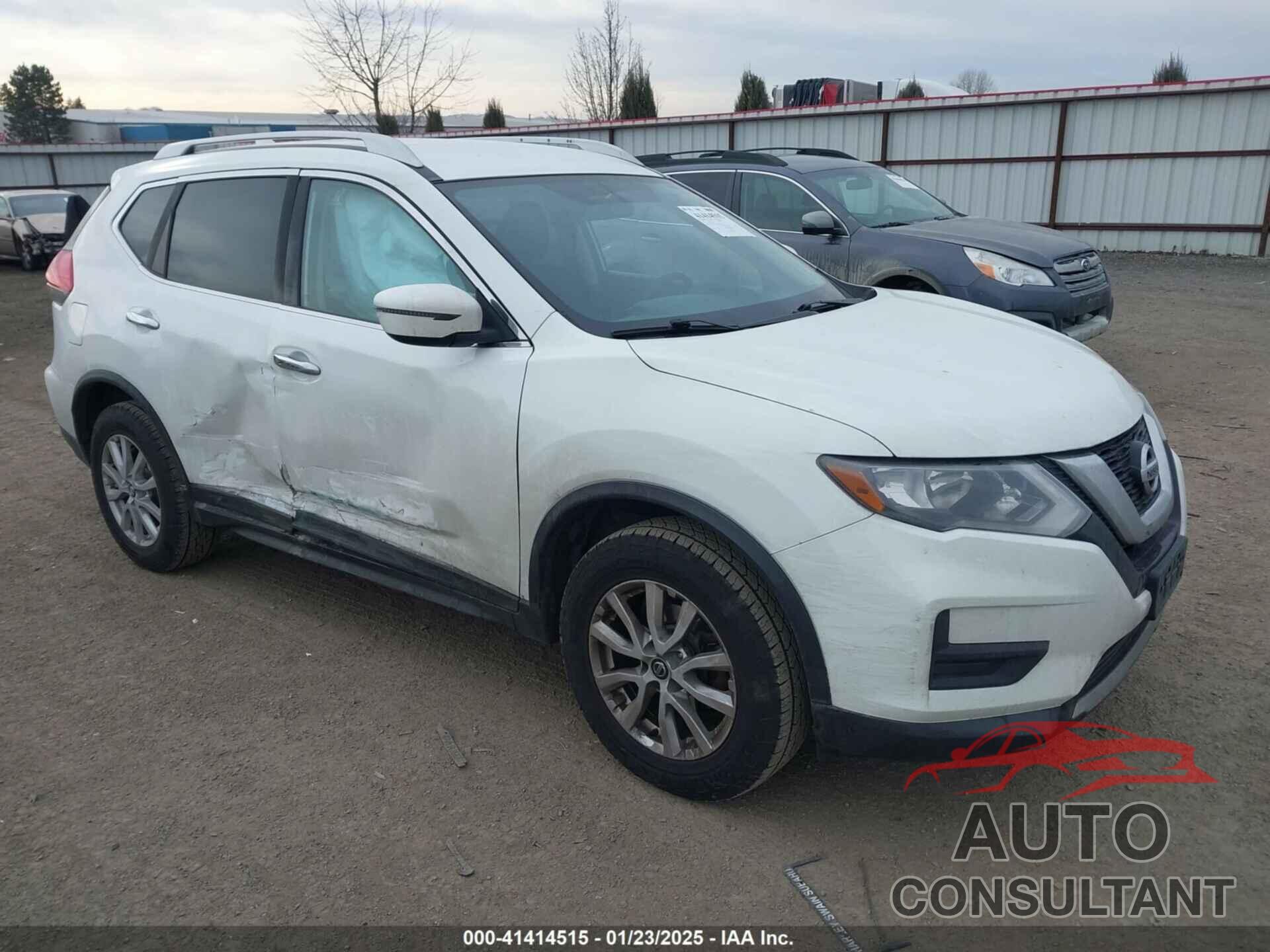 NISSAN ROGUE 2017 - KNMAT2MV3HP535307