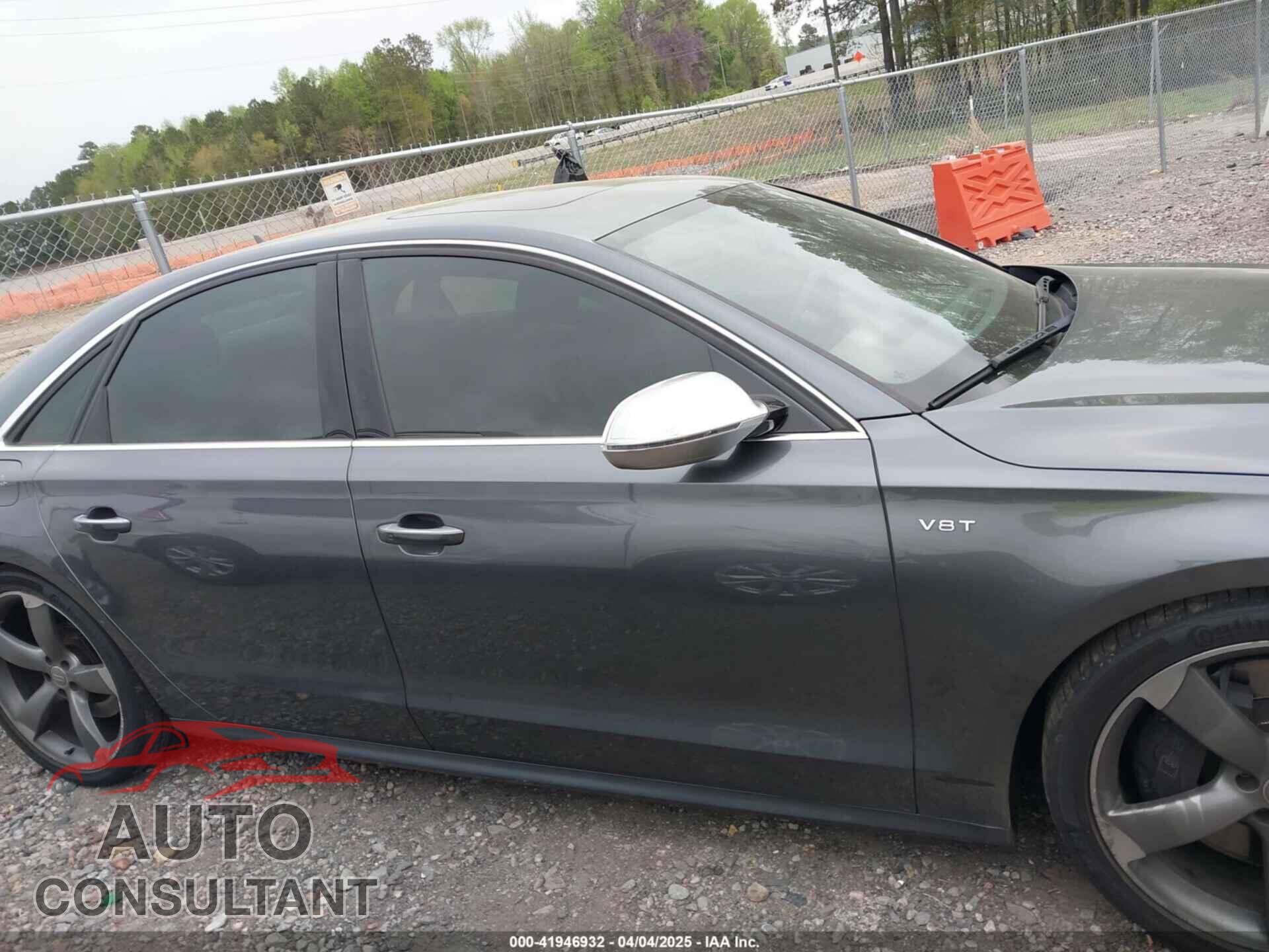 AUDI S8 2013 - WAUD2AFD1DN030416