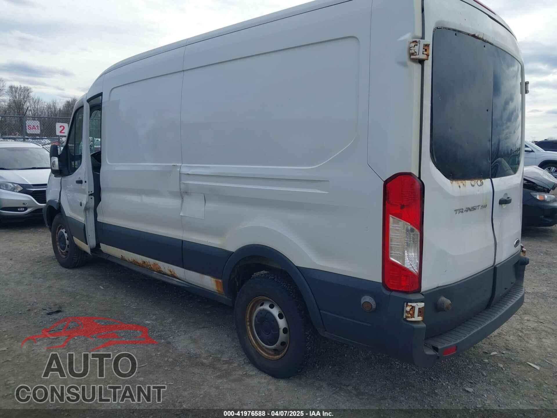 FORD TRANSIT-250 2015 - 1FTNR2CM2FKA03405