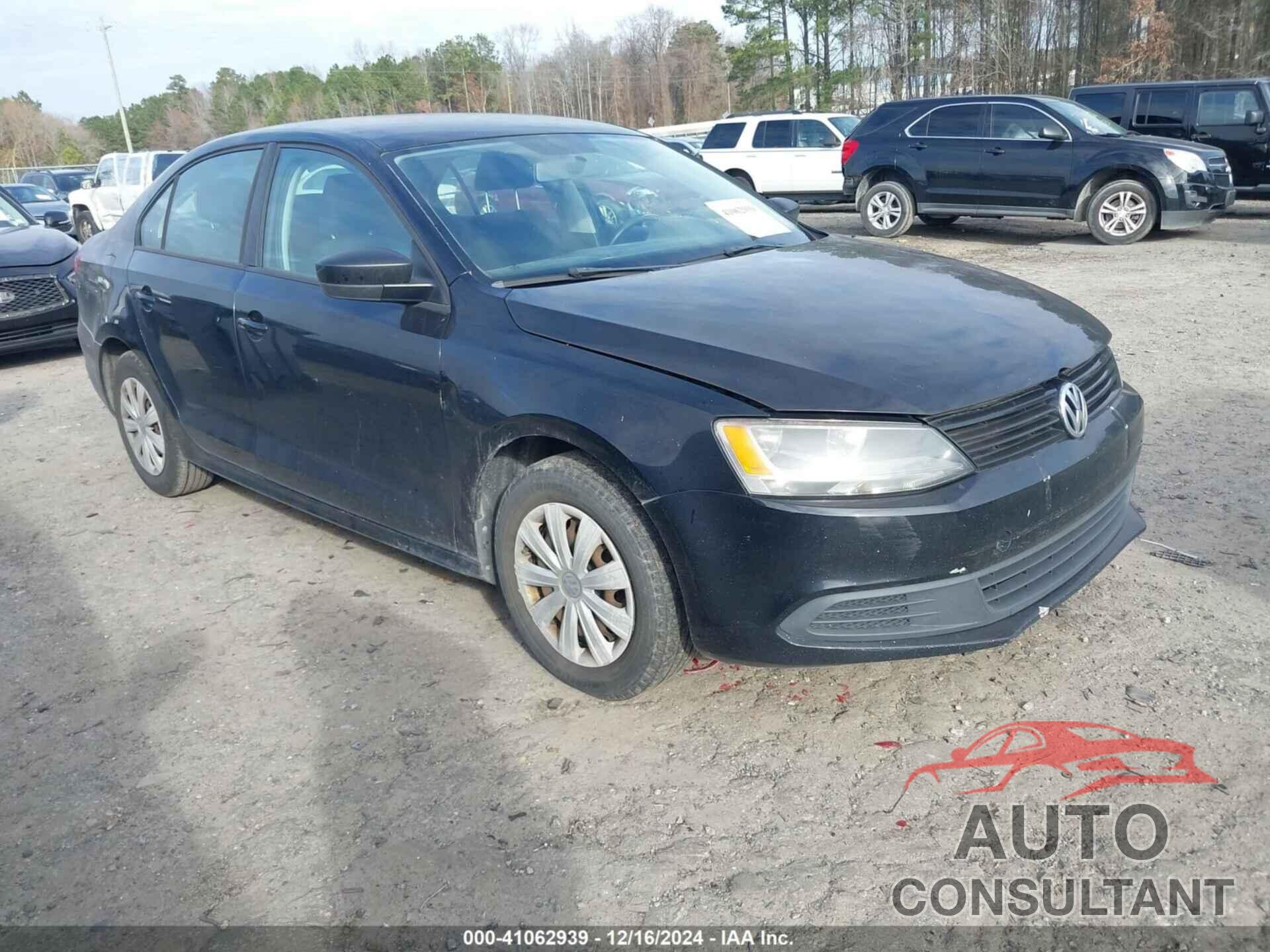 VOLKSWAGEN JETTA 2013 - 3VW1K7AJ1DM300368