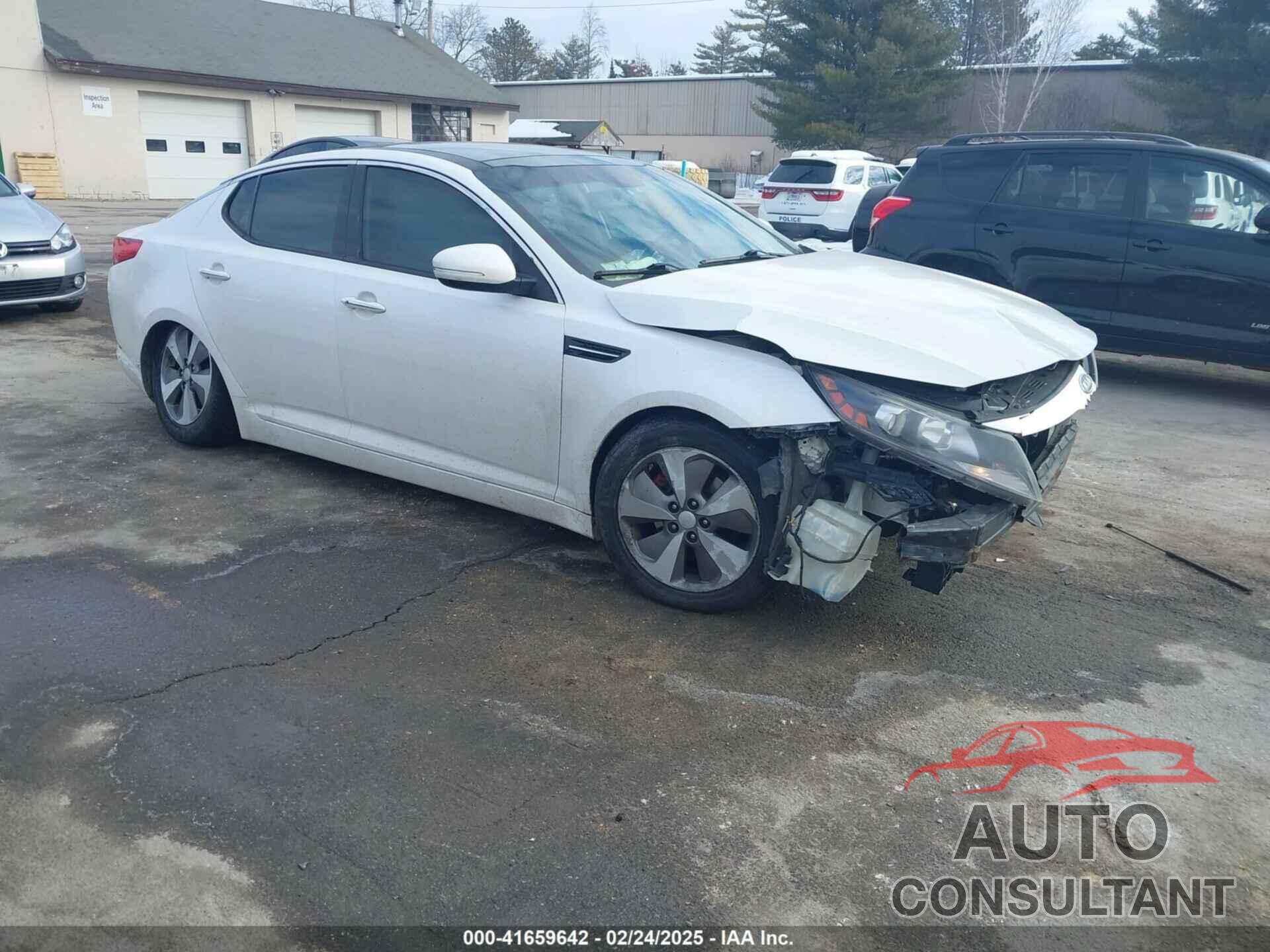 KIA OPTIMA 2011 - KNAGN4A79B5169102