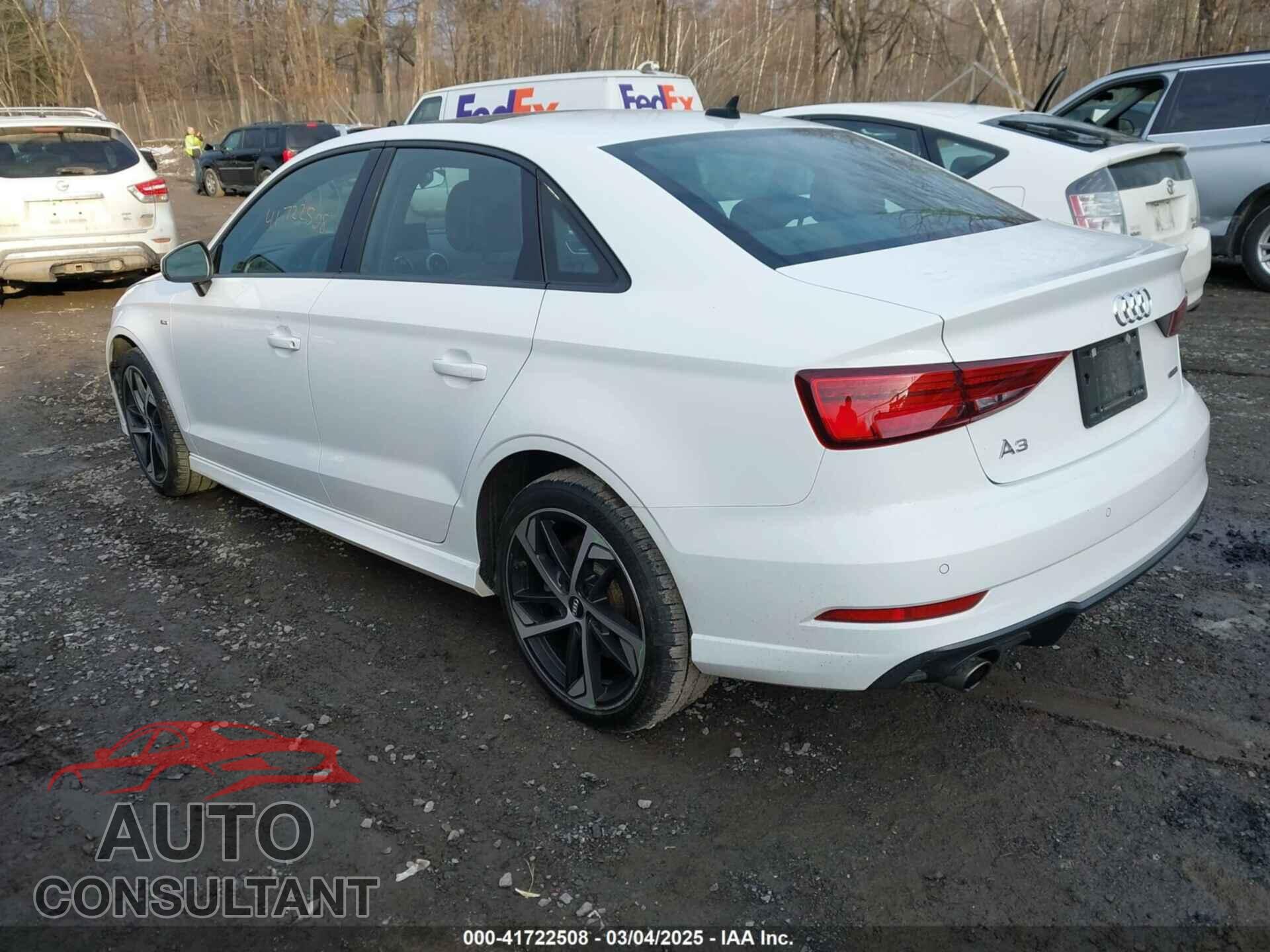 AUDI A3 2020 - WAUBEGFF2LA095042