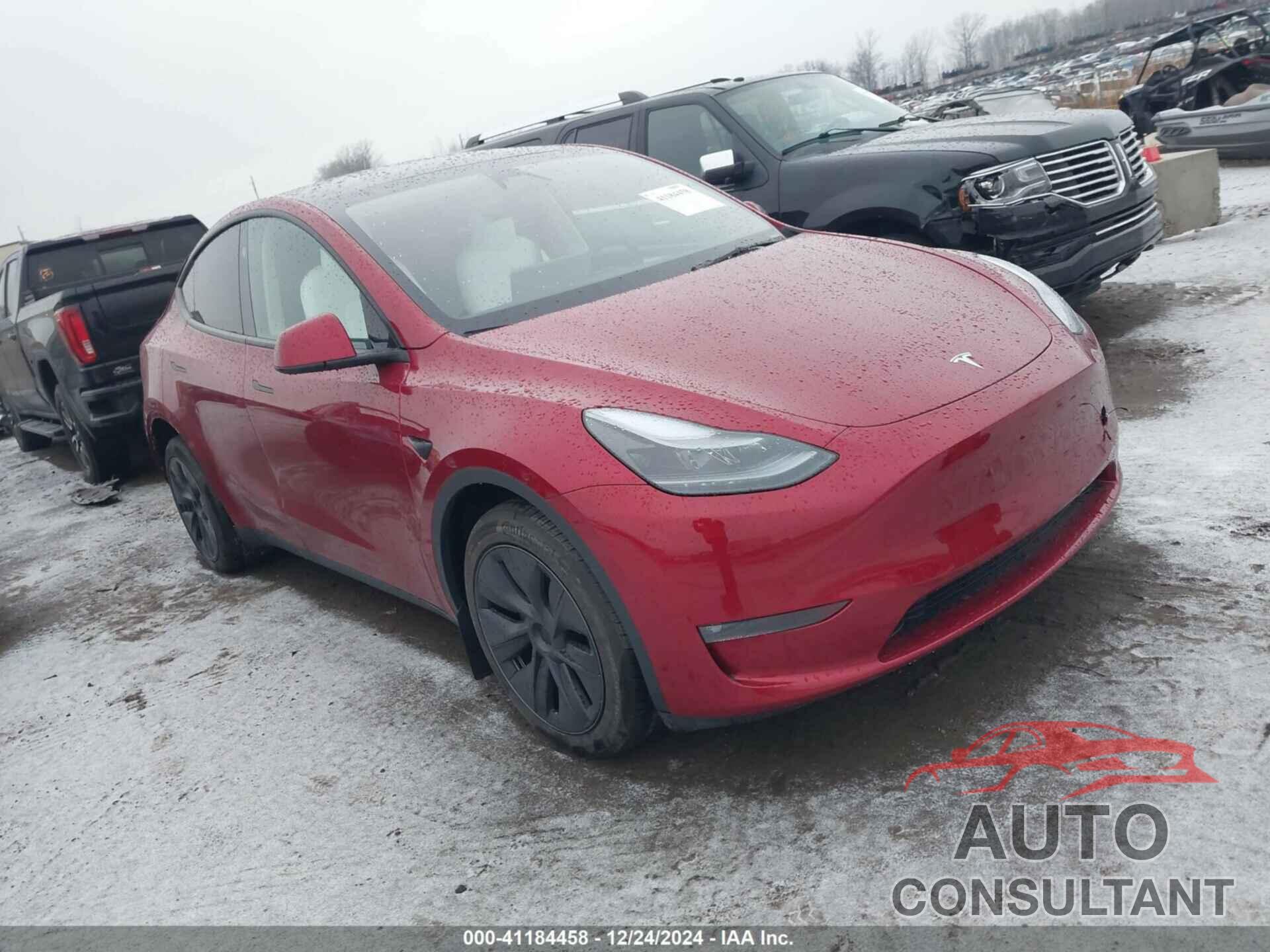 TESLA MODEL Y 2025 - 7SAYGDEEXSF217668