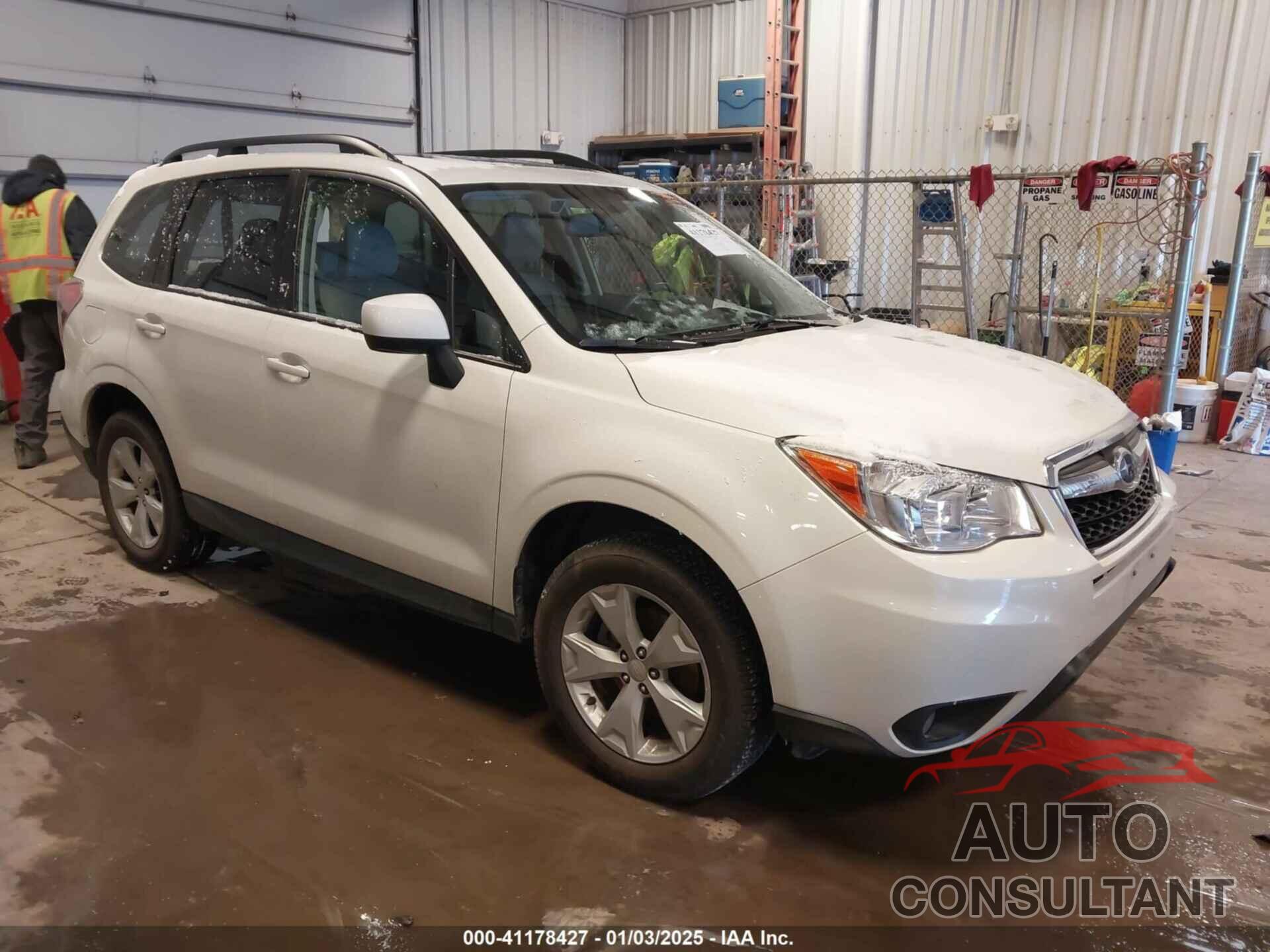 SUBARU FORESTER 2016 - JF2SJAGC6GH510040