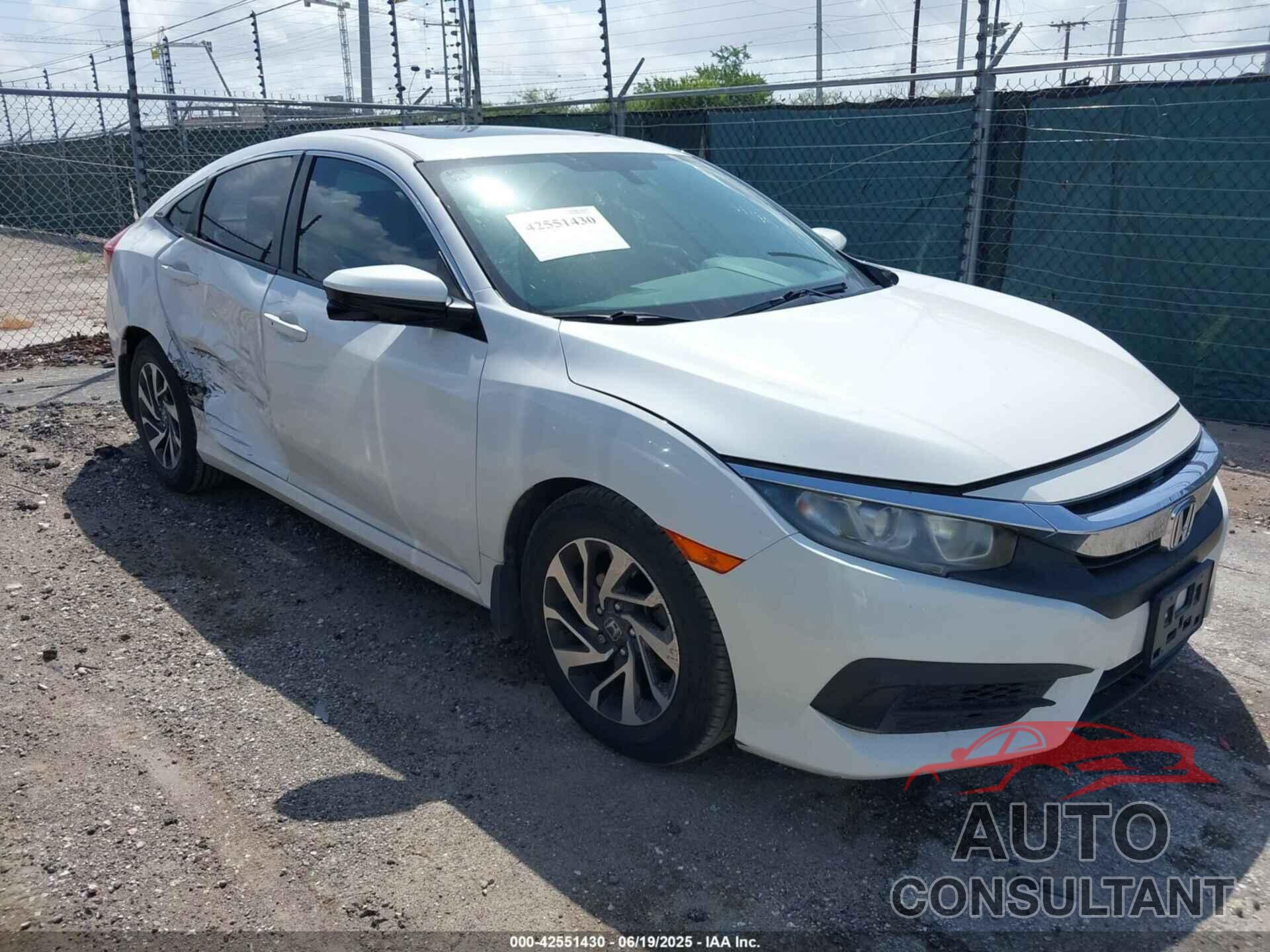 HONDA CIVIC 2018 - 2HGFC2F75JH504611