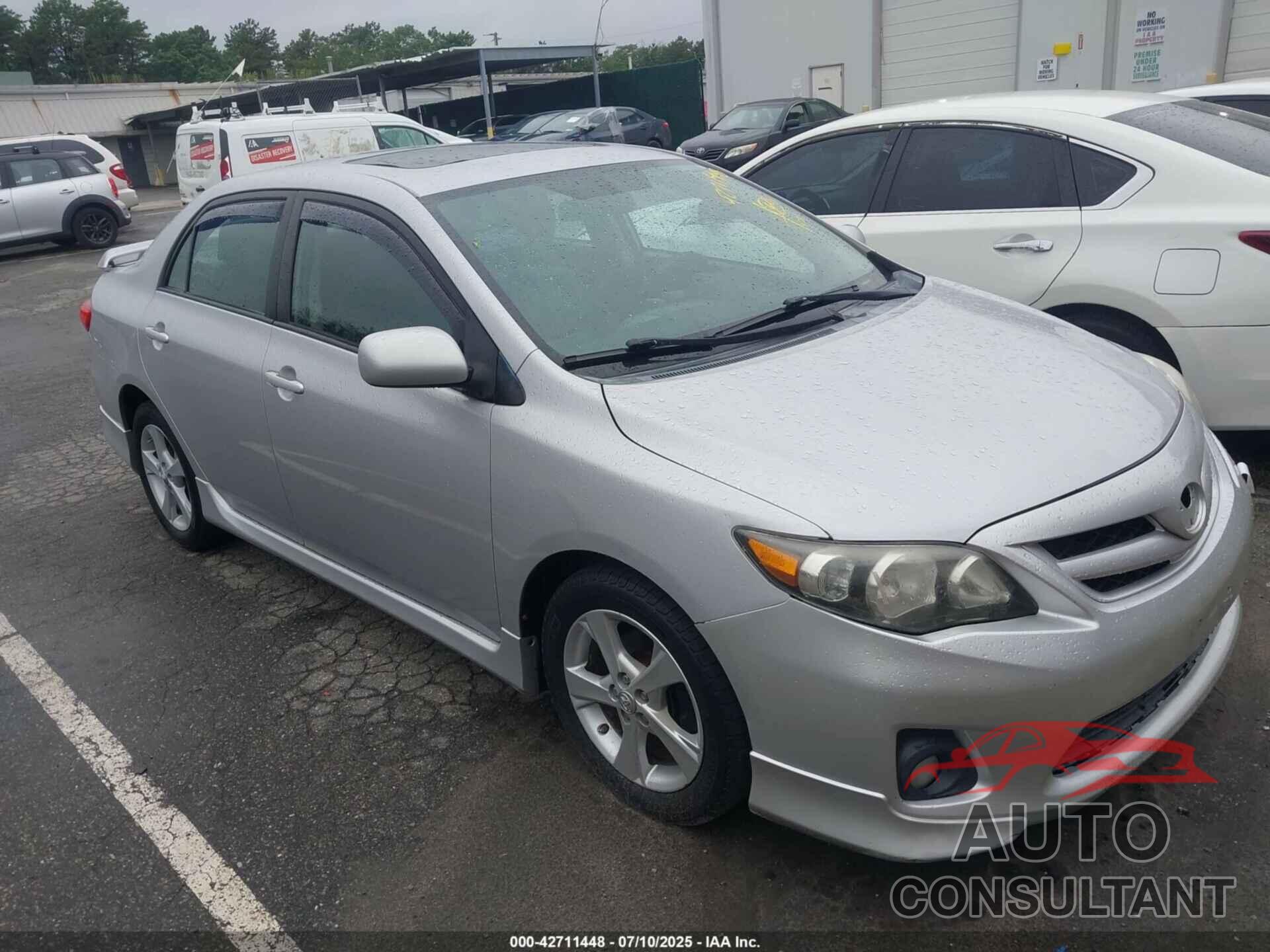 TOYOTA COROLLA 2011 - 2T1BU4EE8BC597853