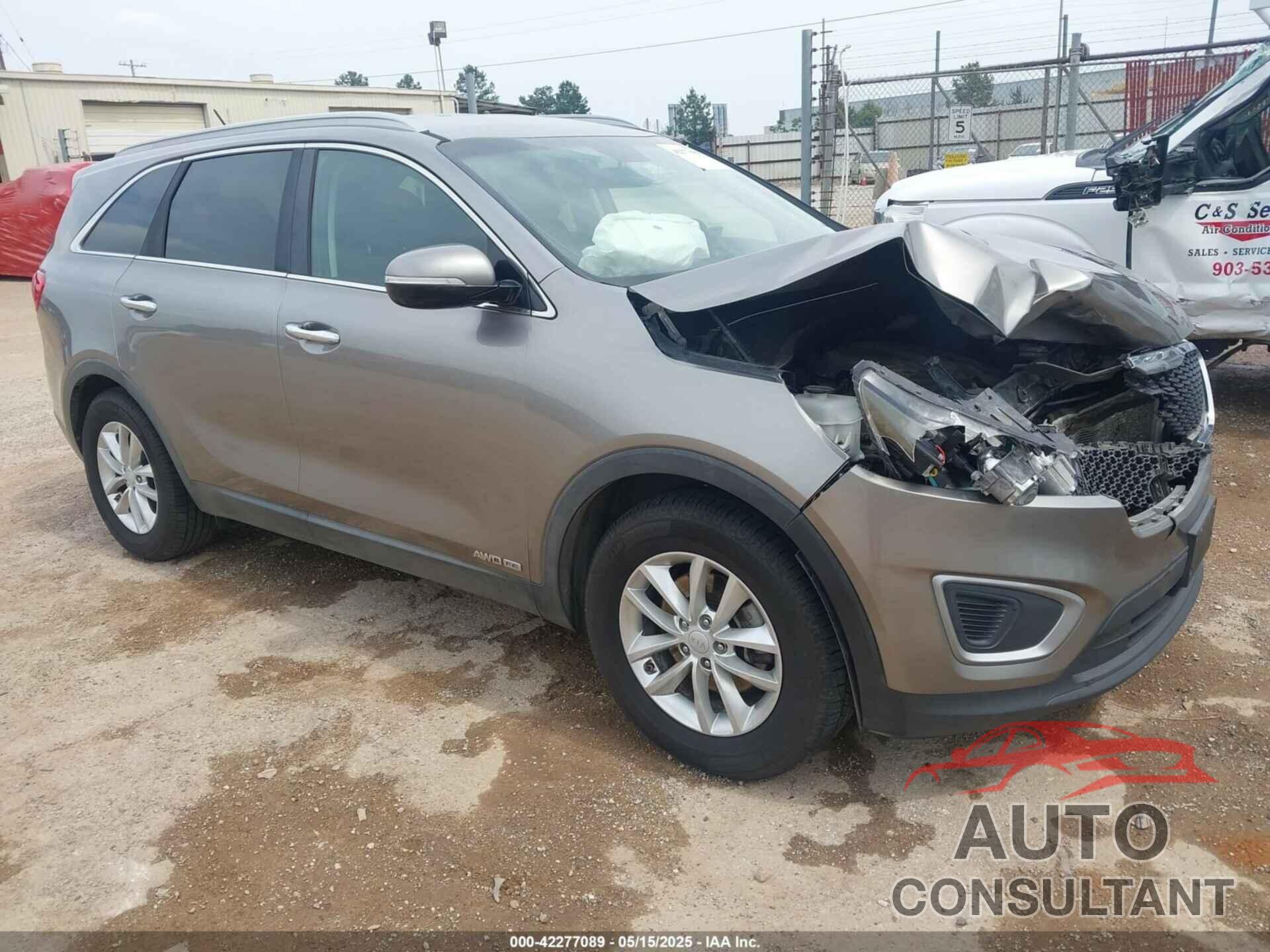 KIA SORENTO 2017 - 5XYPGDA52HG333155