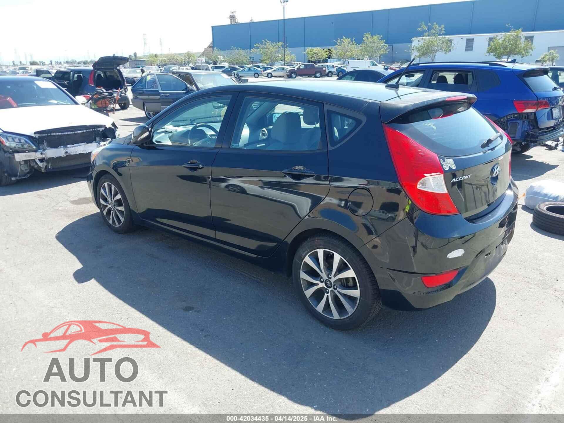 HYUNDAI ACCENT 2017 - KMHCU5AE4HU355990