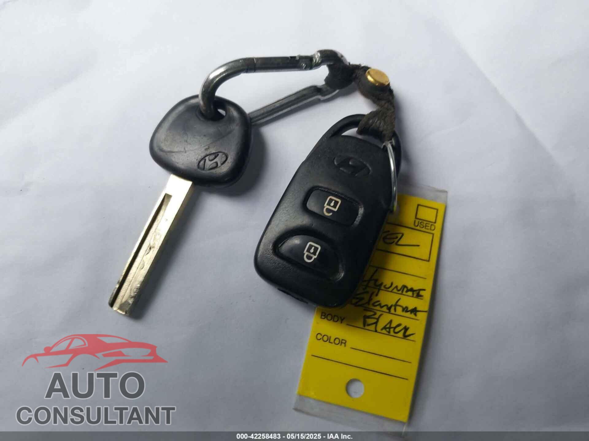 HYUNDAI ACCENT 2017 - KMHCT4AE6HU355227