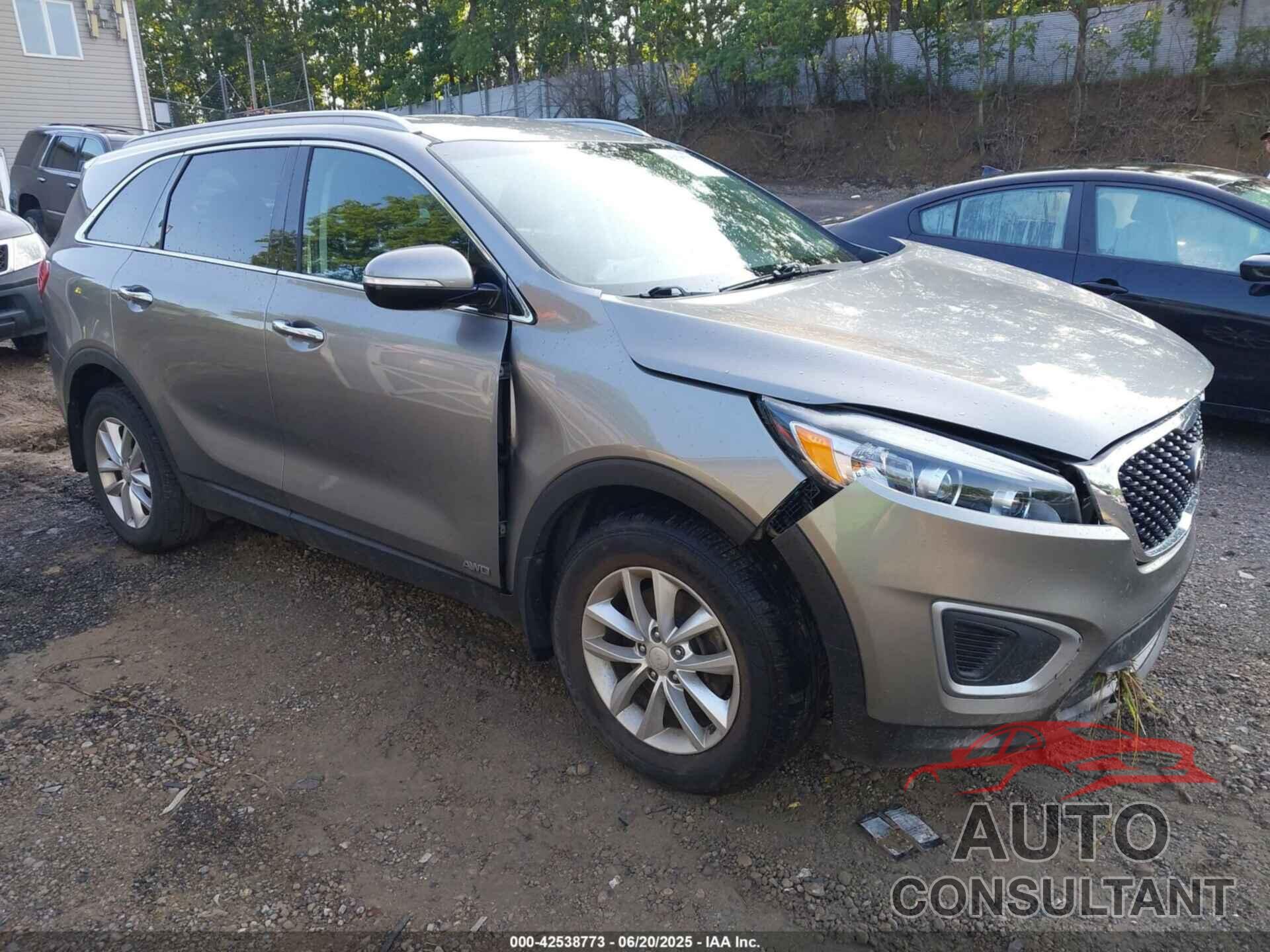 KIA SORENTO 2018 - 5XYPGDA31JG348685