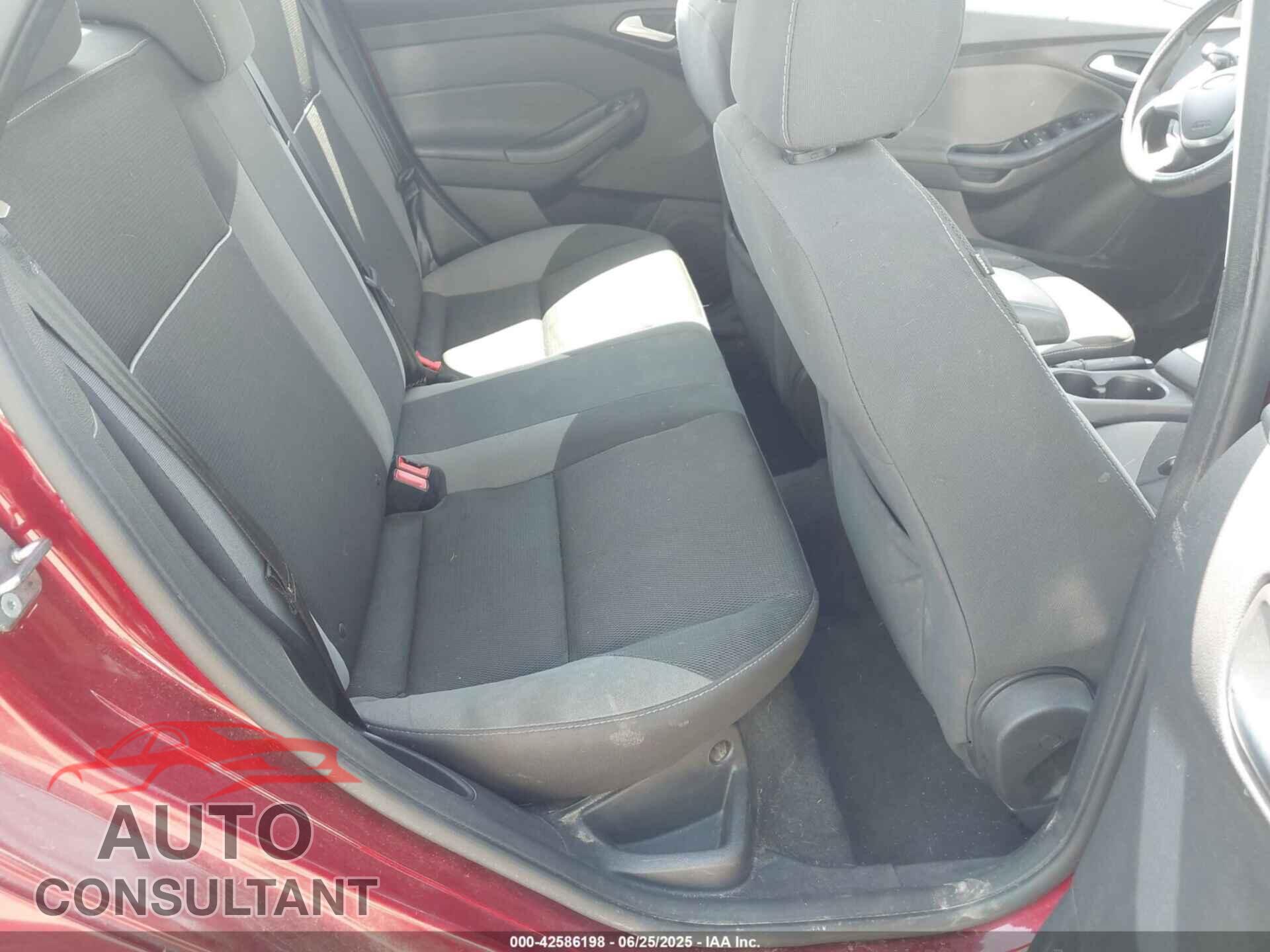 FORD FOCUS 2013 - 1FADP3F21DL318968
