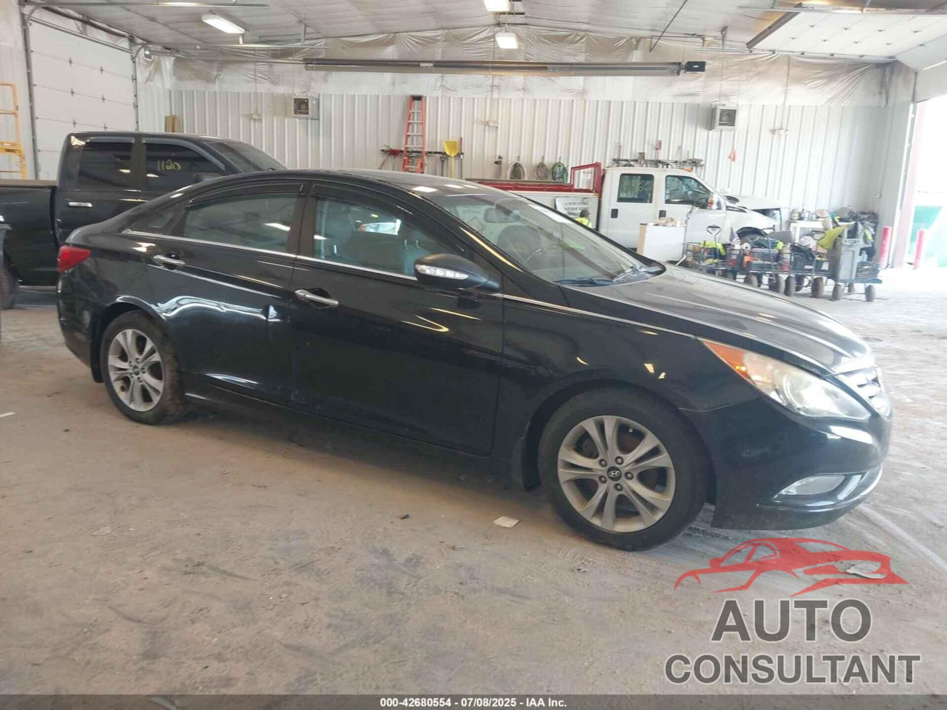 HYUNDAI SONATA 2011 - 5NPEC4AC6BH000345