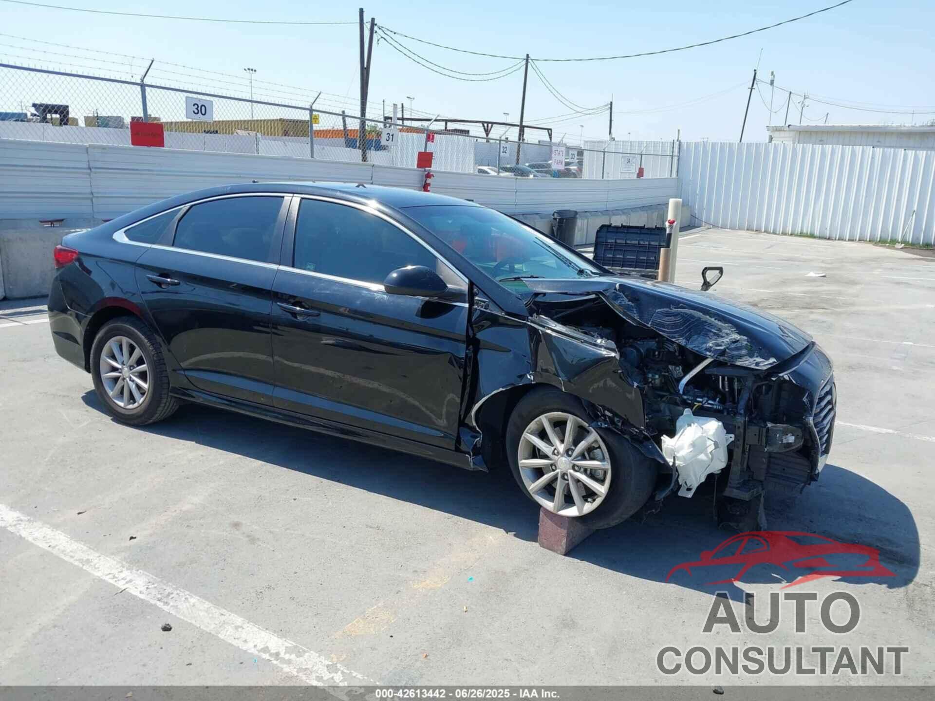 HYUNDAI SONATA 2019 - 5NPE24AF2KH758096