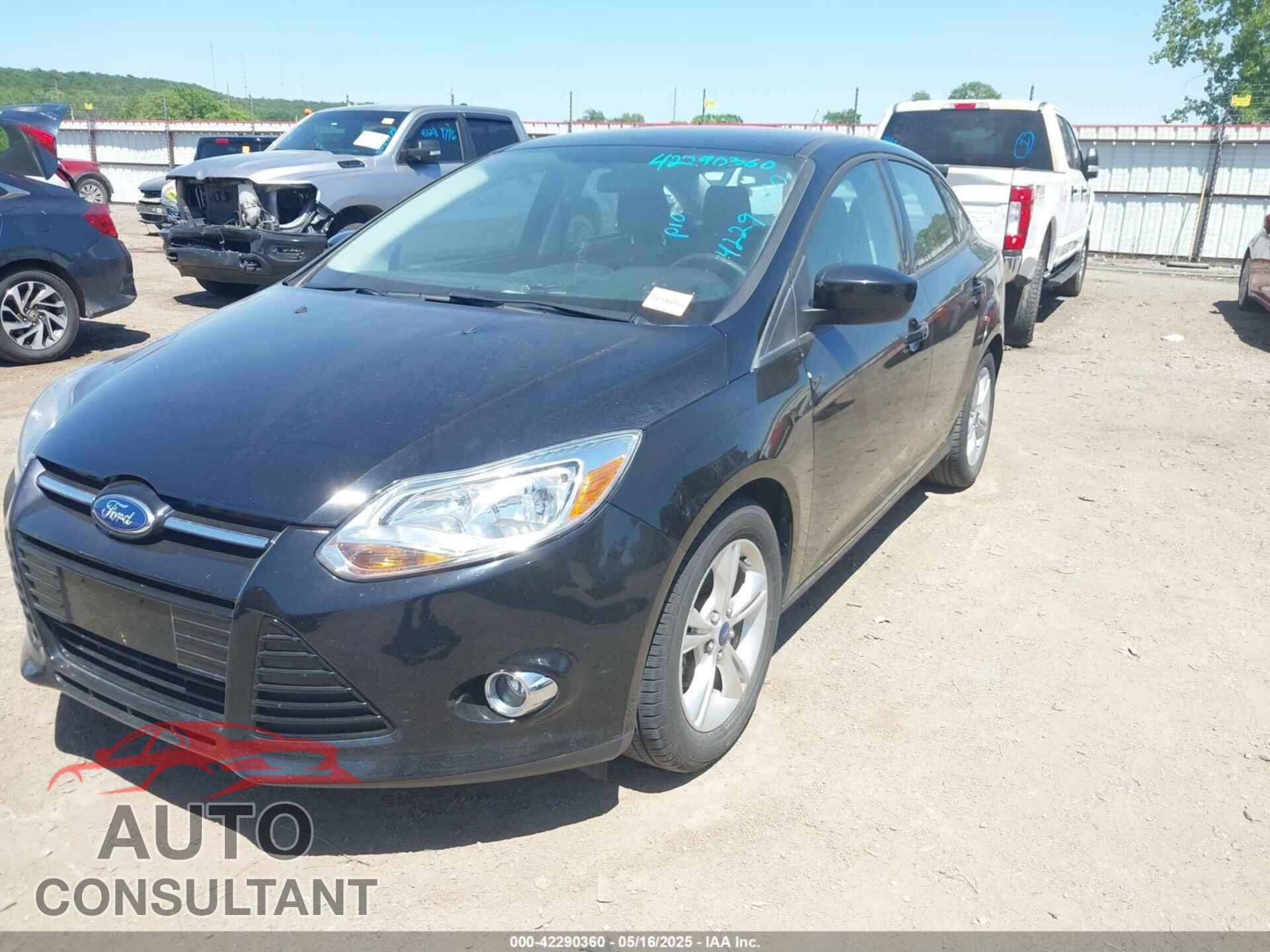 FORD FOCUS 2012 - 1FAHP3F2XCL262237