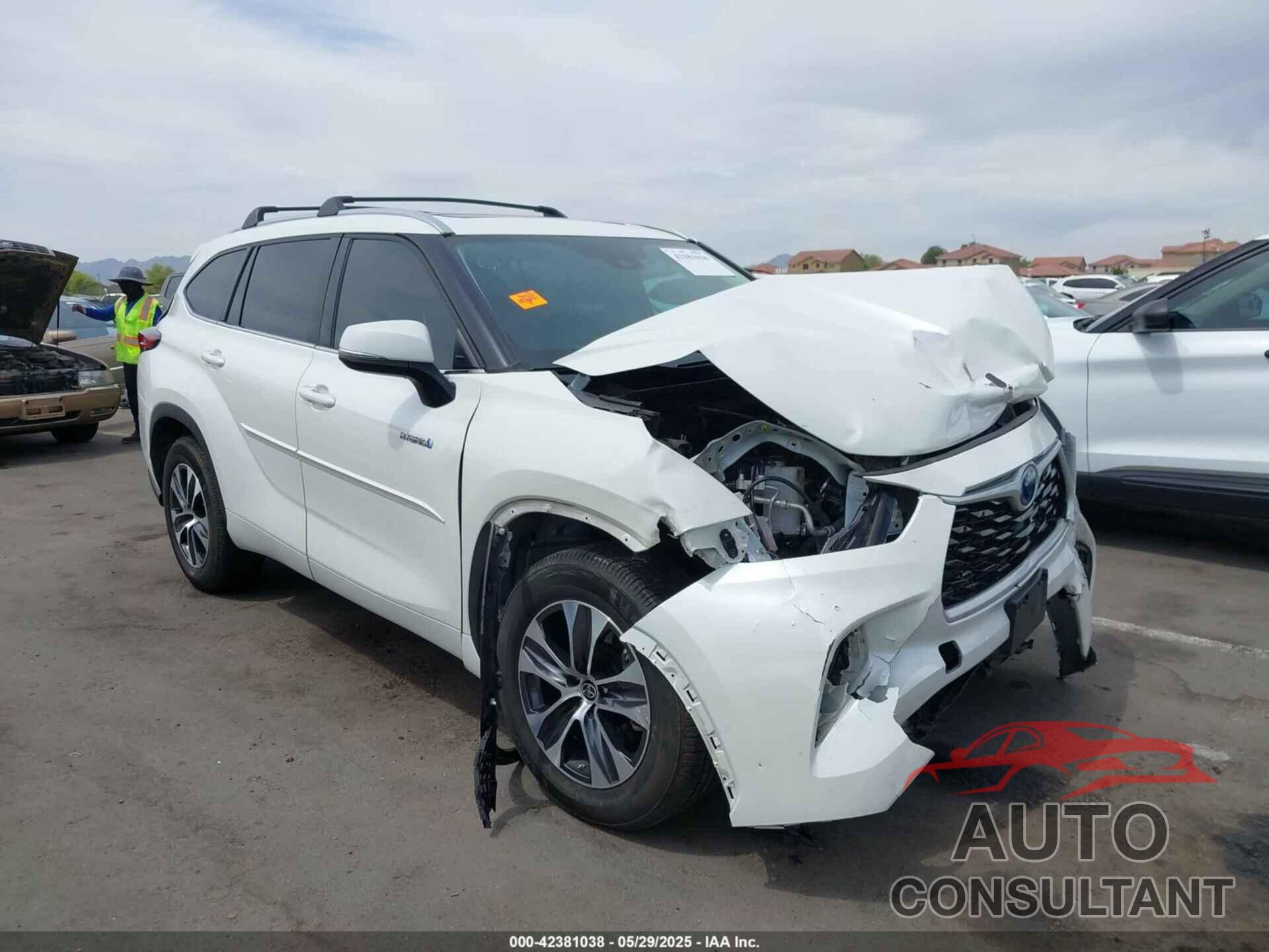 TOYOTA HIGHLANDER 2021 - 5TDHARAH4MS006945