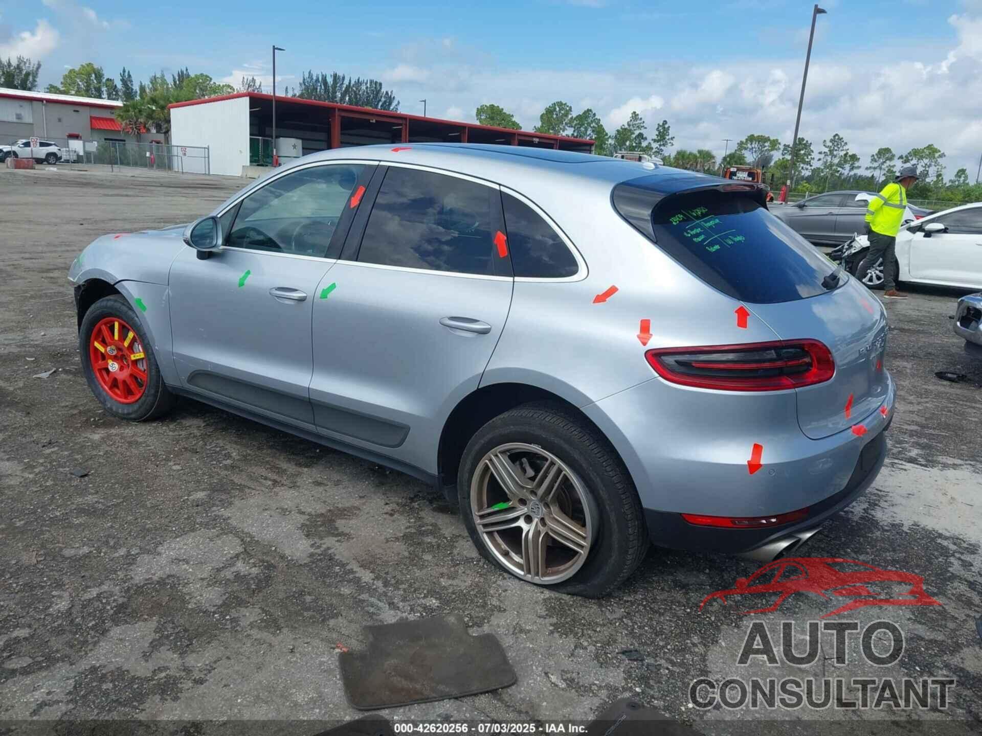 PORSCHE MACAN 2016 - WP1AB2A52GLB40367