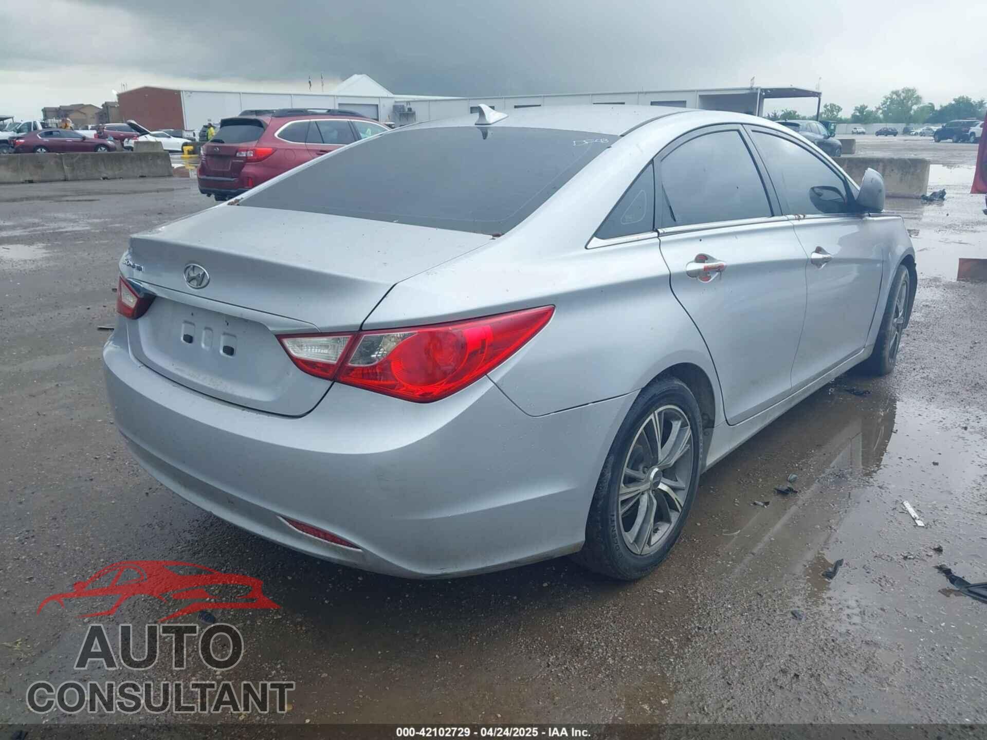 HYUNDAI SONATA 2011 - 5NPEB4AC9BH182268