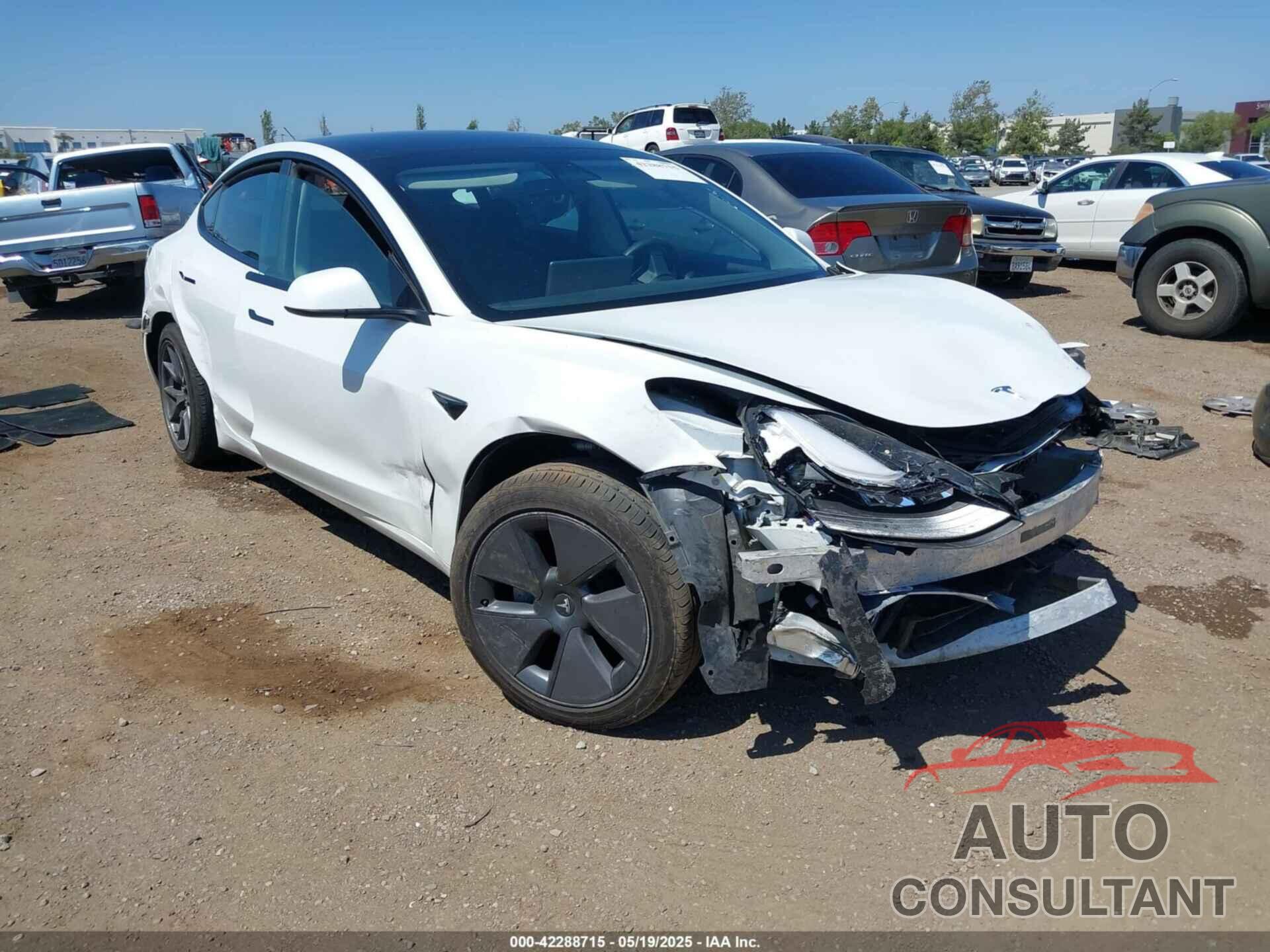 TESLA MODEL 3 2023 - 5YJ3E1EA2PF571569