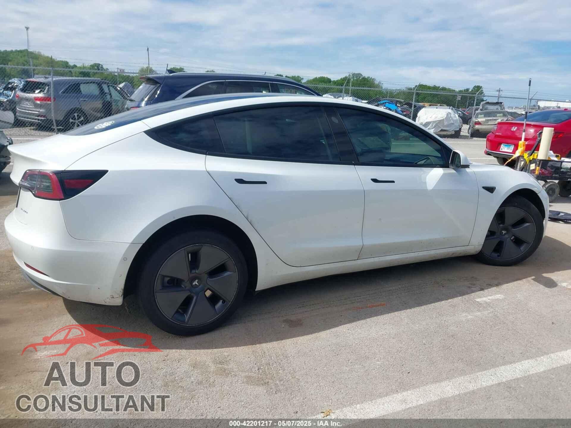 TESLA MODEL 3 2022 - 5YJ3E1EB2NF313445