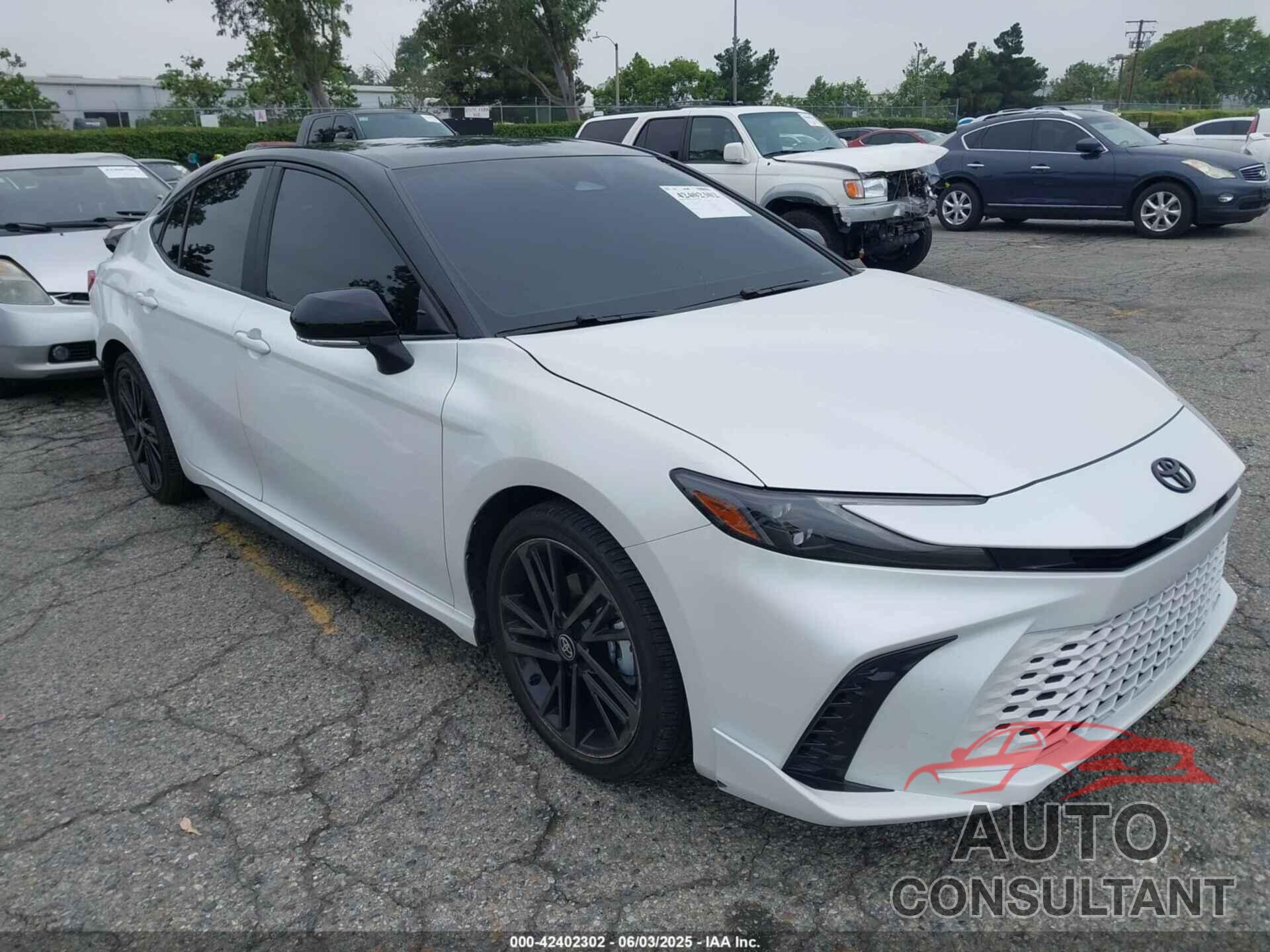 TOYOTA CAMRY 2025 - 4T1DAACK4SU040364