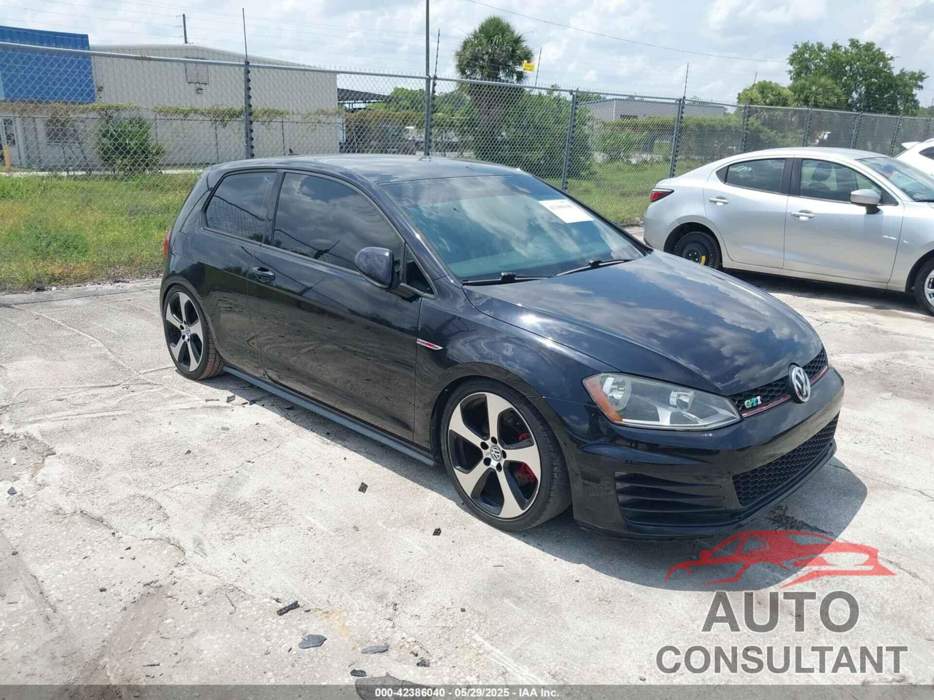 VOLKSWAGEN GOLF GTI 2015 - 3VWYT7AU5FM070973