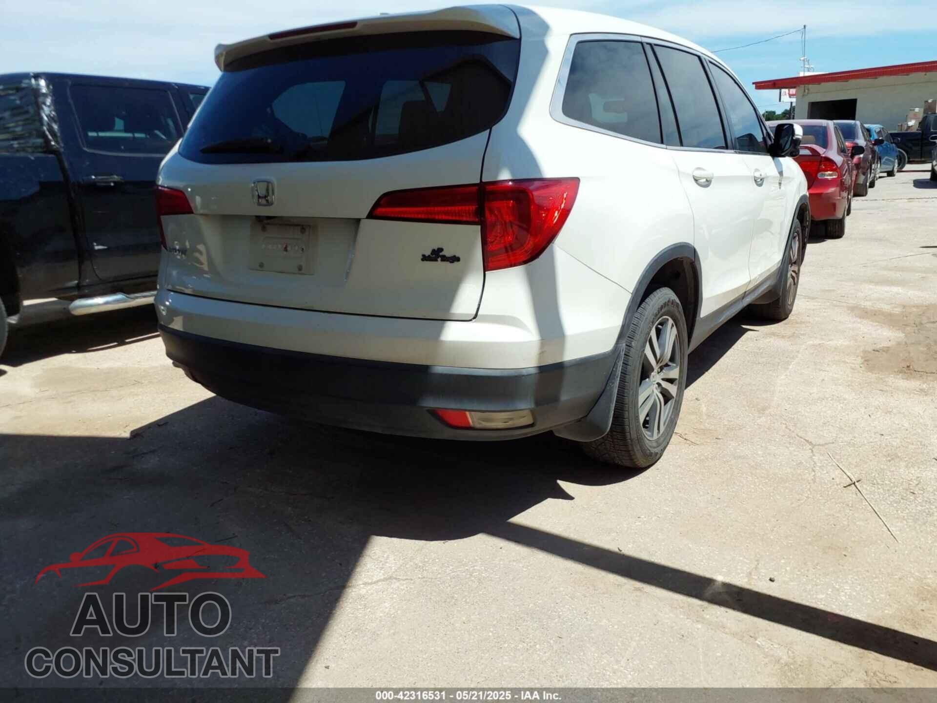 HONDA PILOT 2016 - 5FNYF5H53GB016137