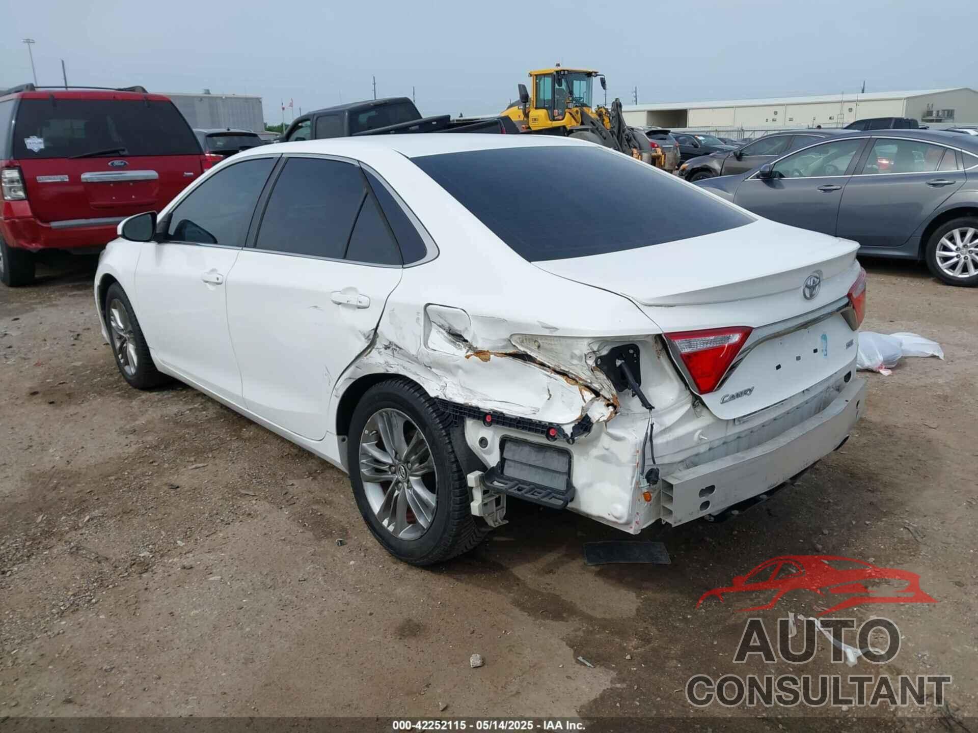 TOYOTA CAMRY 2016 - 4T1BF1FK3GU131024