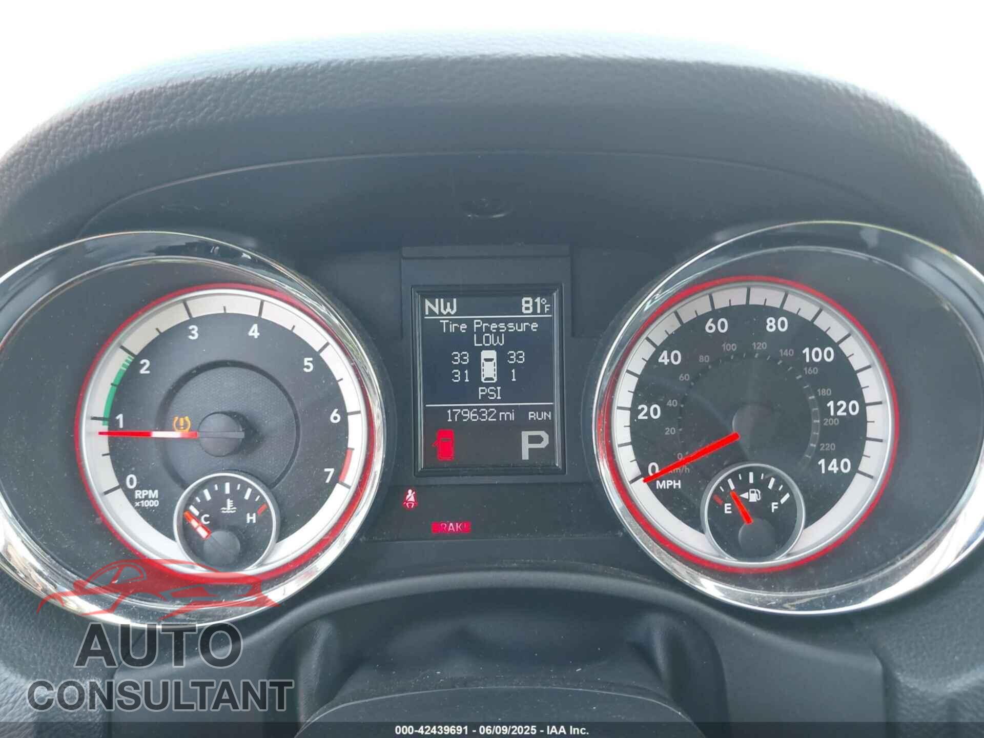 DODGE DURANGO 2012 - 1C4RDJEG4CC131247
