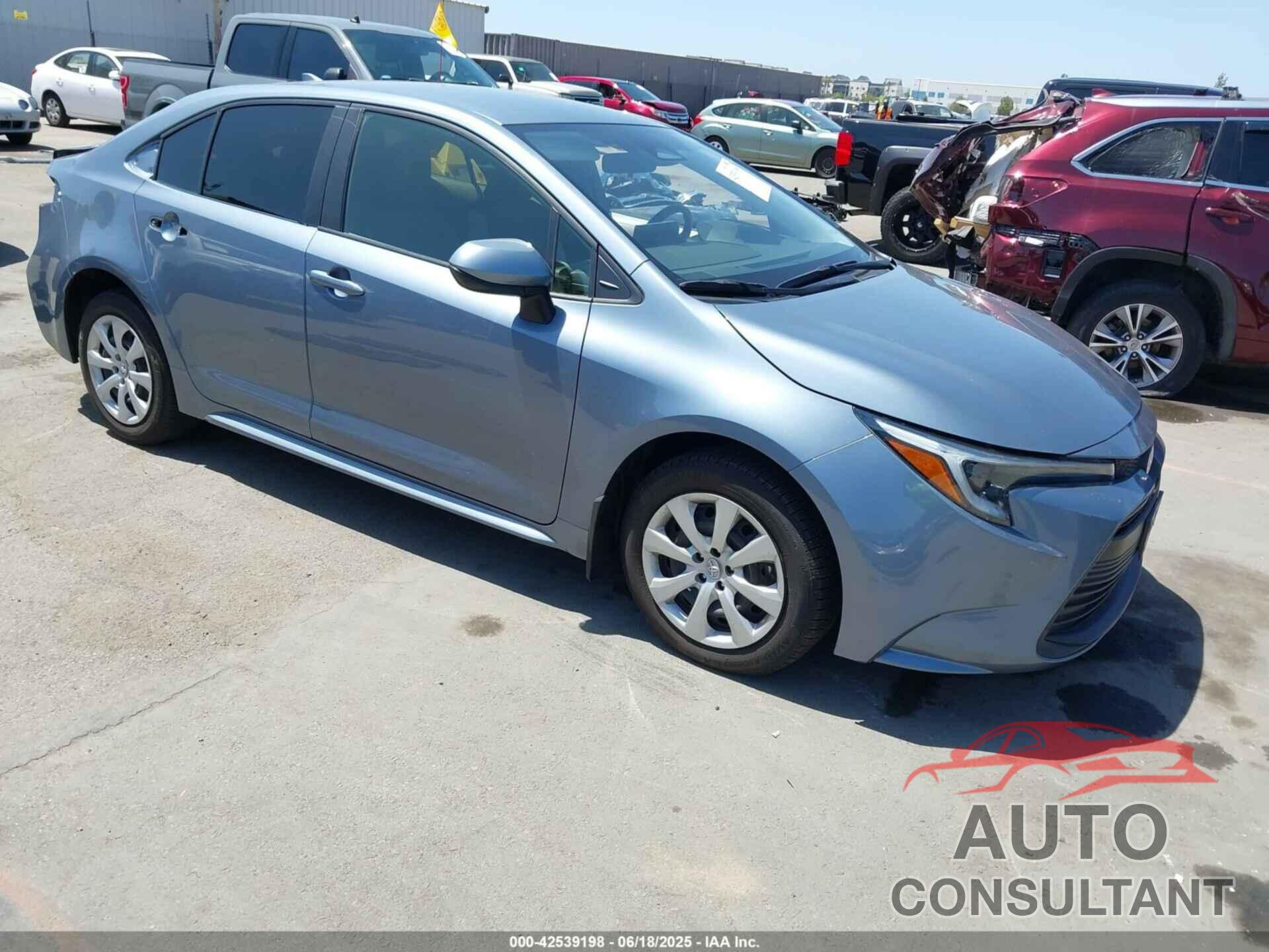 TOYOTA COROLLA 2023 - JTDBCMFE5P3004869