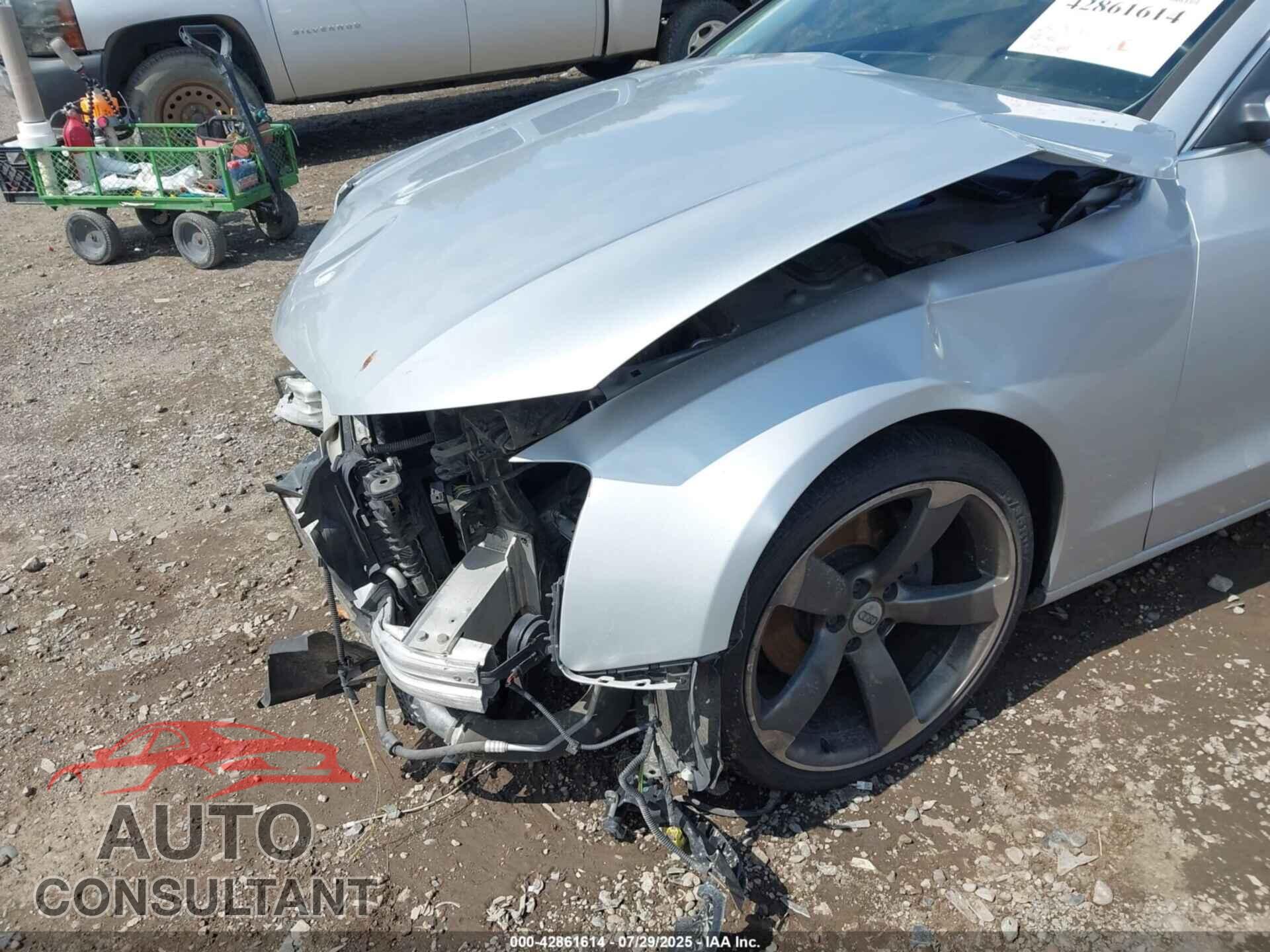 AUDI A5 2013 - WAULFAFR7DA034408