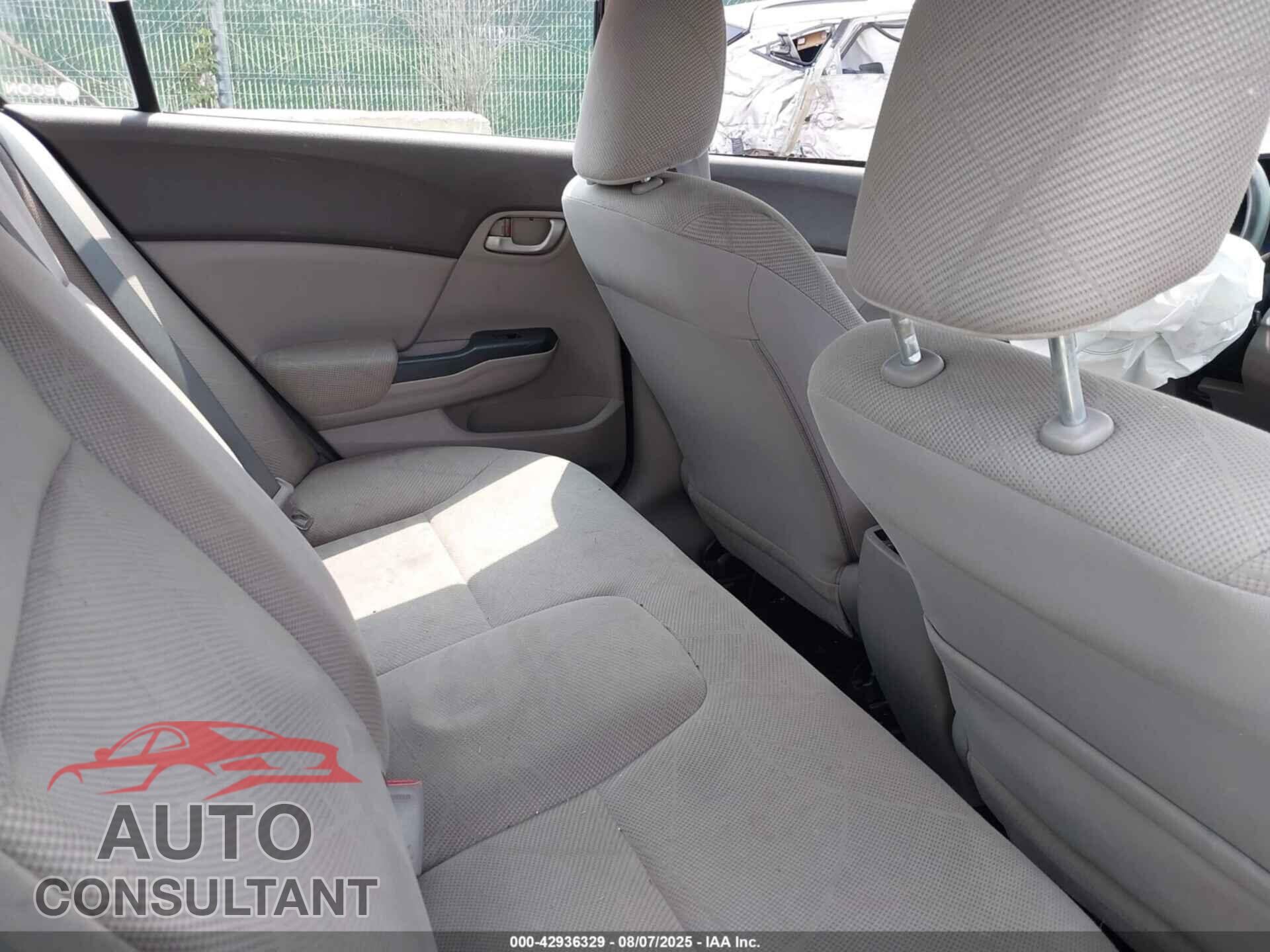 HONDA CIVIC 2012 - 2HGFB2F52CH312227