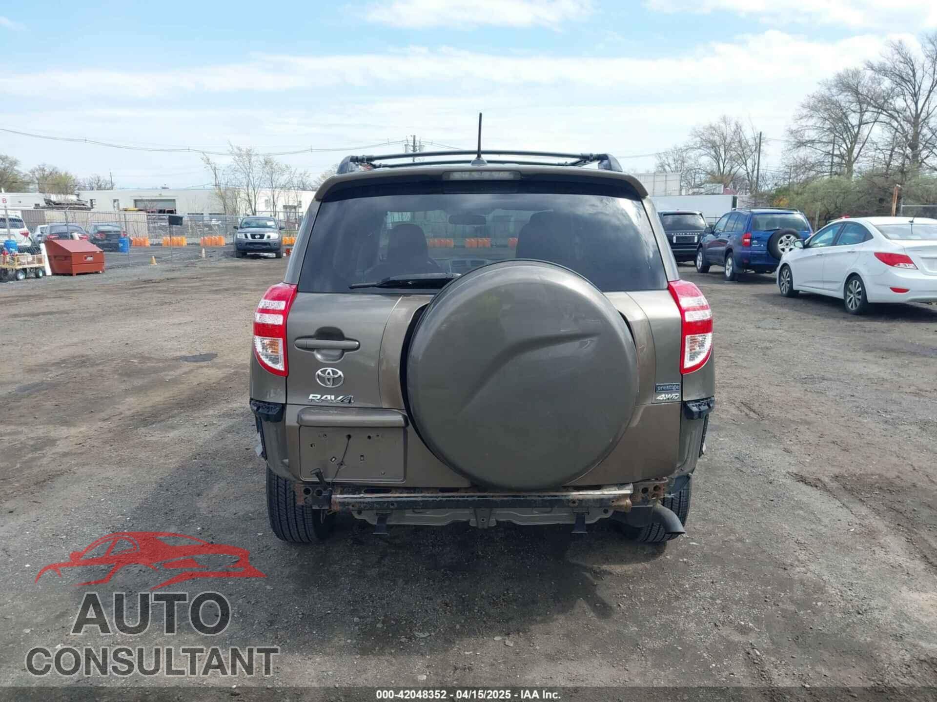 TOYOTA RAV4 2011 - 2T3BF4DV8BW159660