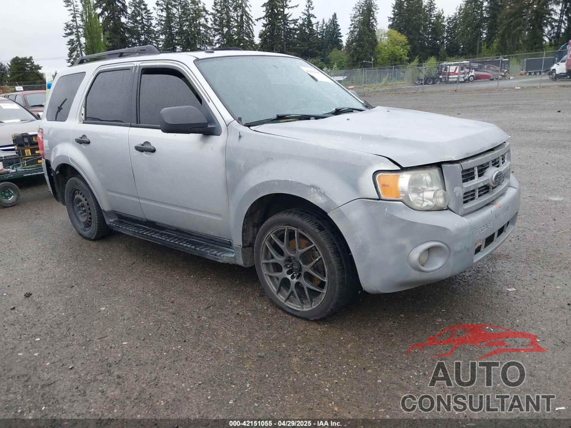 FORD ESCAPE 2010 - 1FMCU9DG5AKC68511