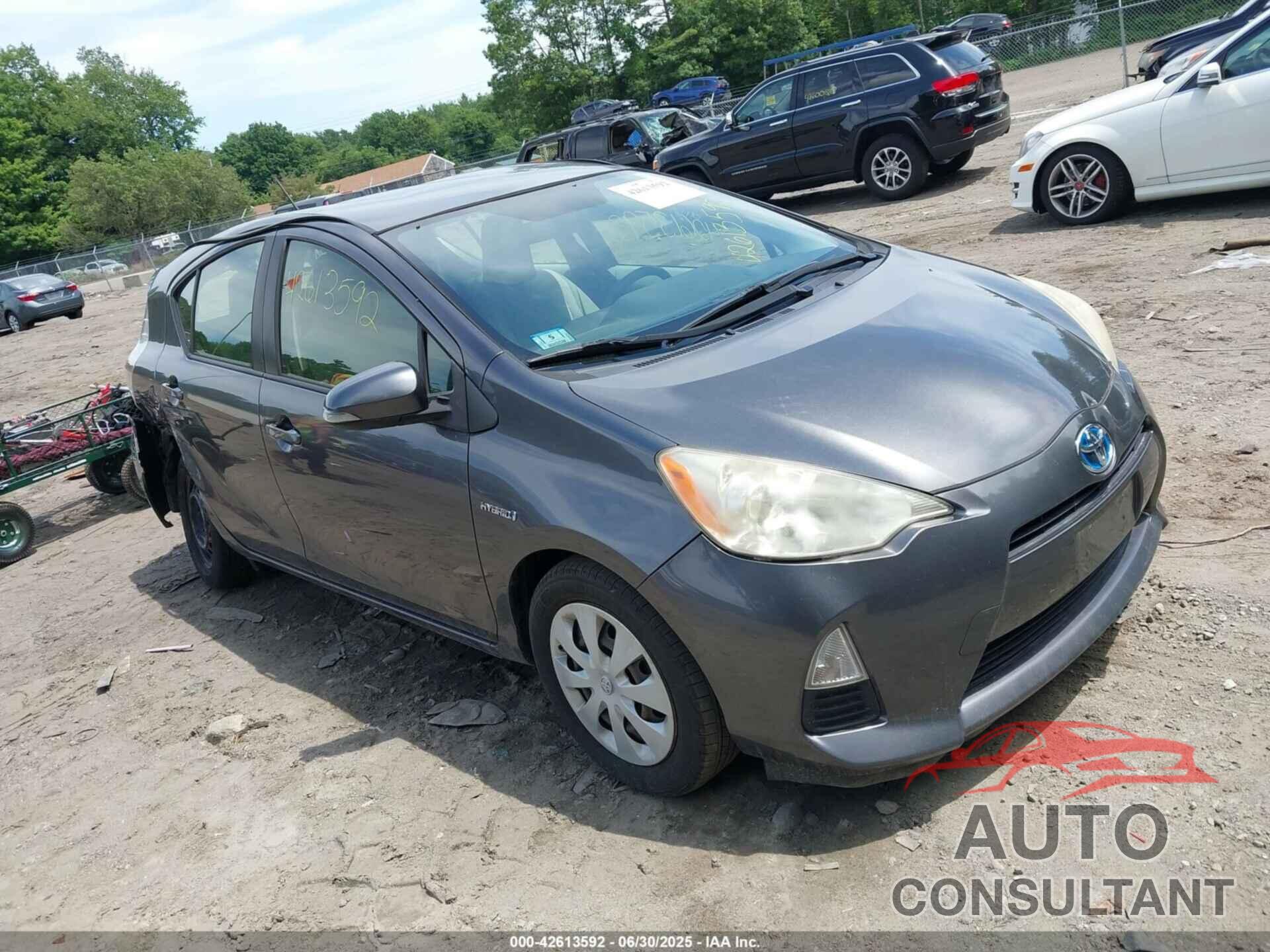 TOYOTA PRIUS C 2013 - JTDKDTB35D1052276