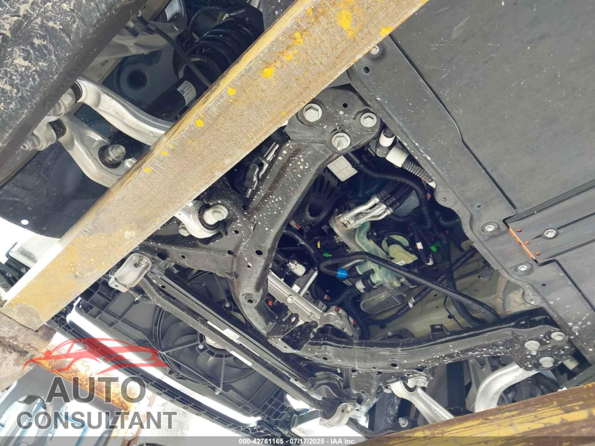 TESLA MODEL 3 2024 - 5YJ3E1EA0RF749840