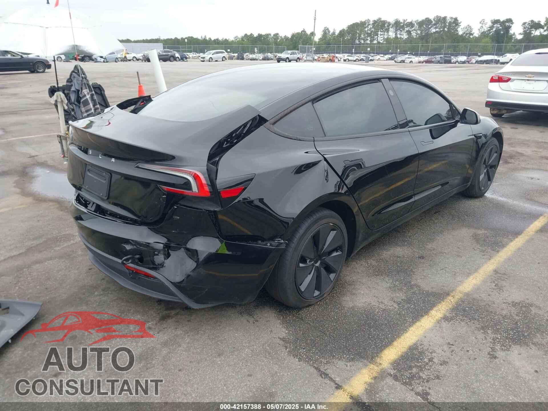 TESLA MODEL 3 2018 - 5YJ3E1EA3JF027119
