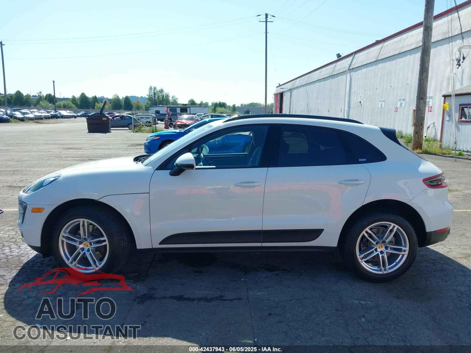 PORSCHE MACAN 2017 - WP1AA2A57HLB04985
