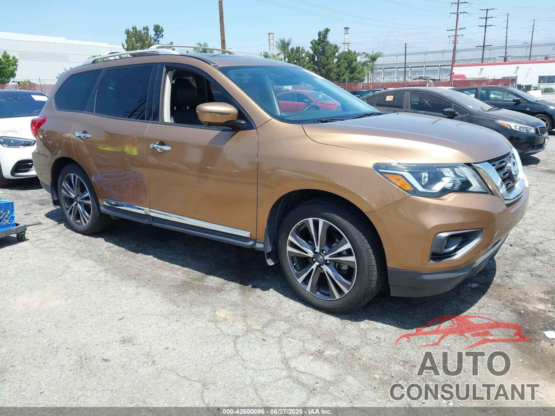 NISSAN PATHFINDER 2017 - 5N1DR2MM6HC612564