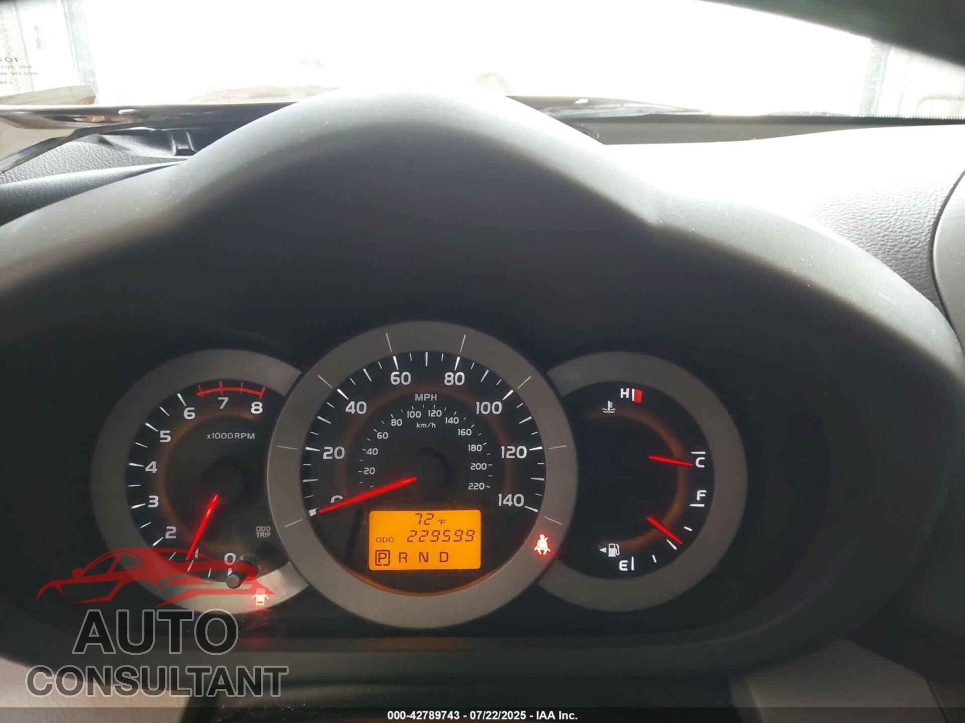TOYOTA RAV4 2011 - 2T3DF4DV0BW148659