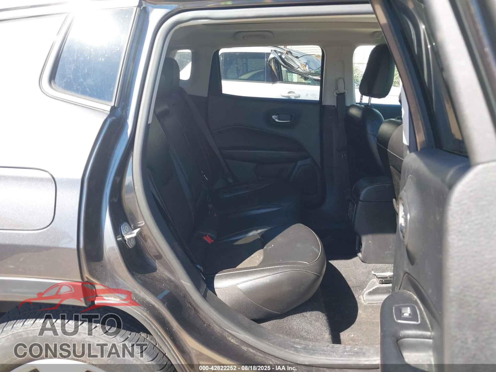 JEEP COMPASS 2020 - 3C4NJDBB0LT163828