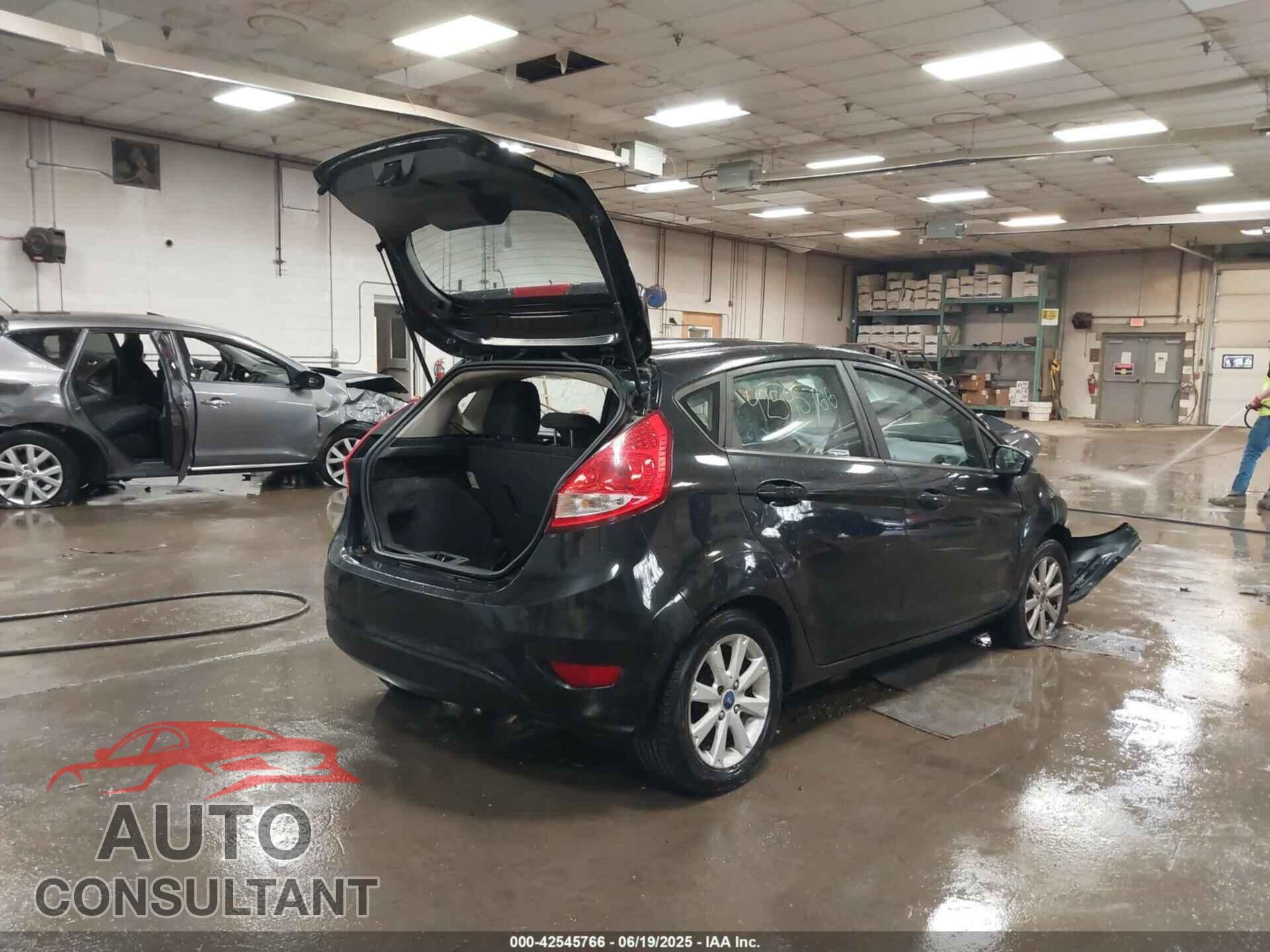 FORD FIESTA 2011 - 3FADP4EJ7BM231330