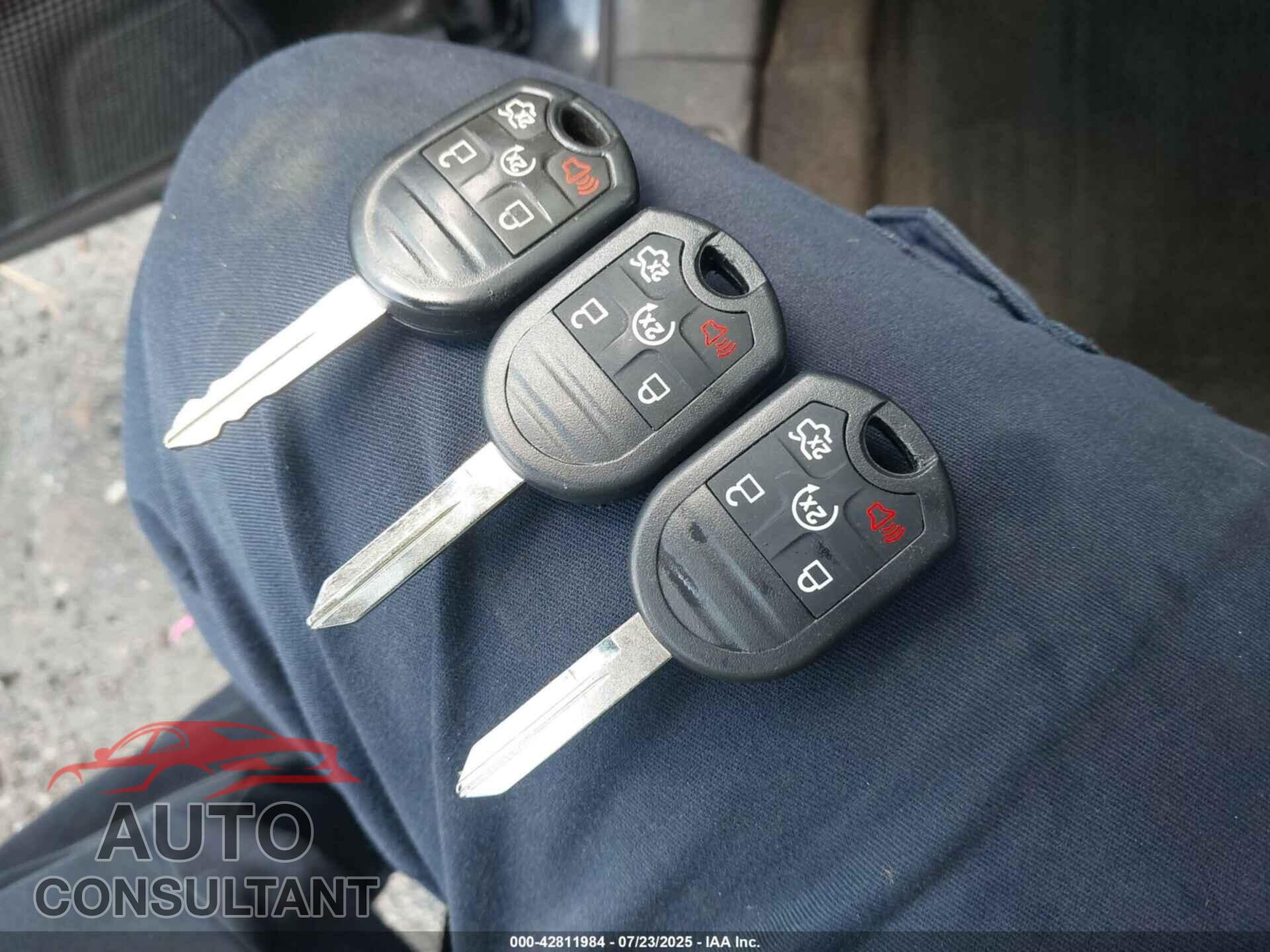 FORD TAURUS 2013 - 1FAHP2F84DG201460