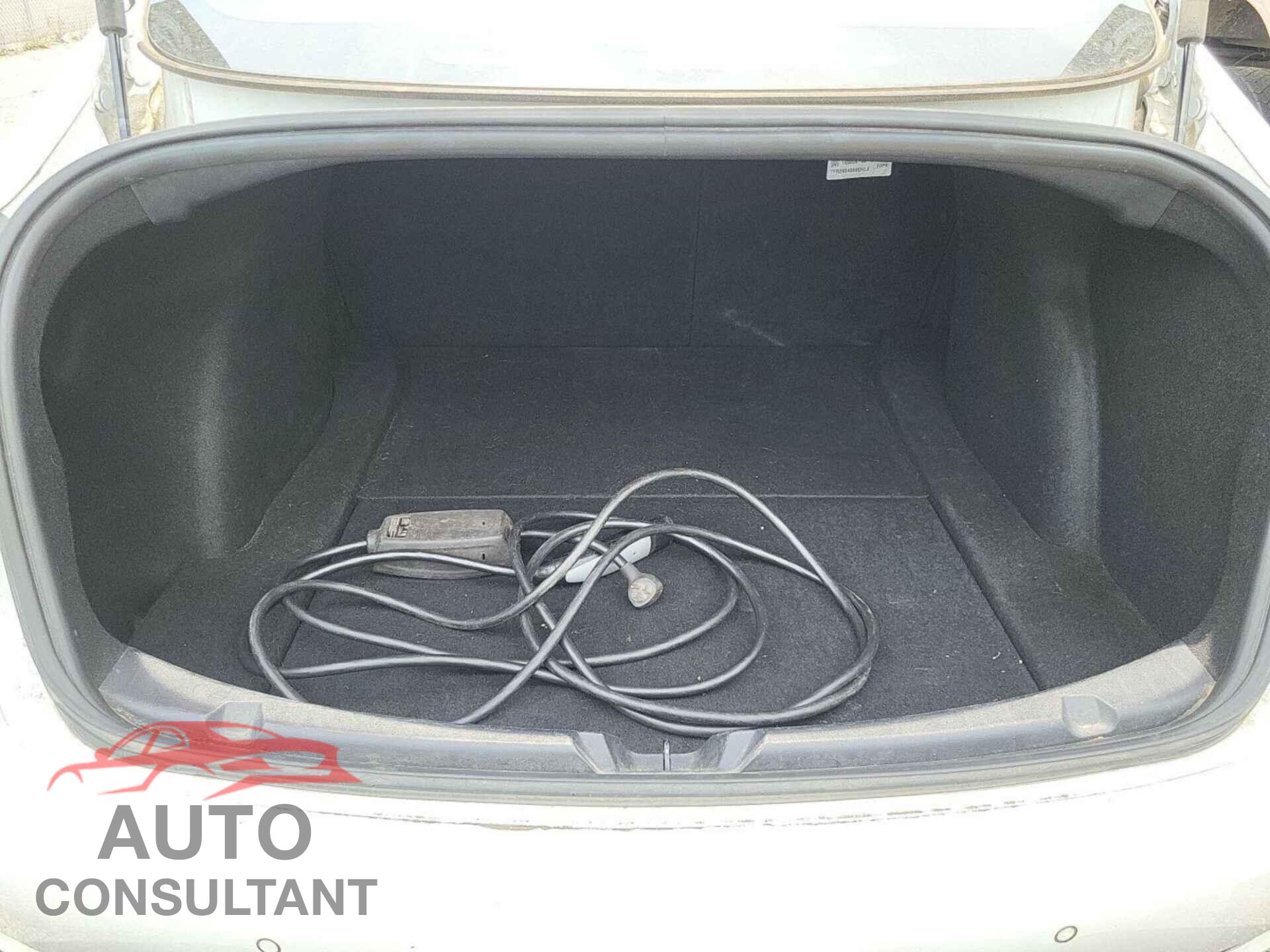 TESLA MODEL 3 2020 - 5YJ3E1EB3LF636884