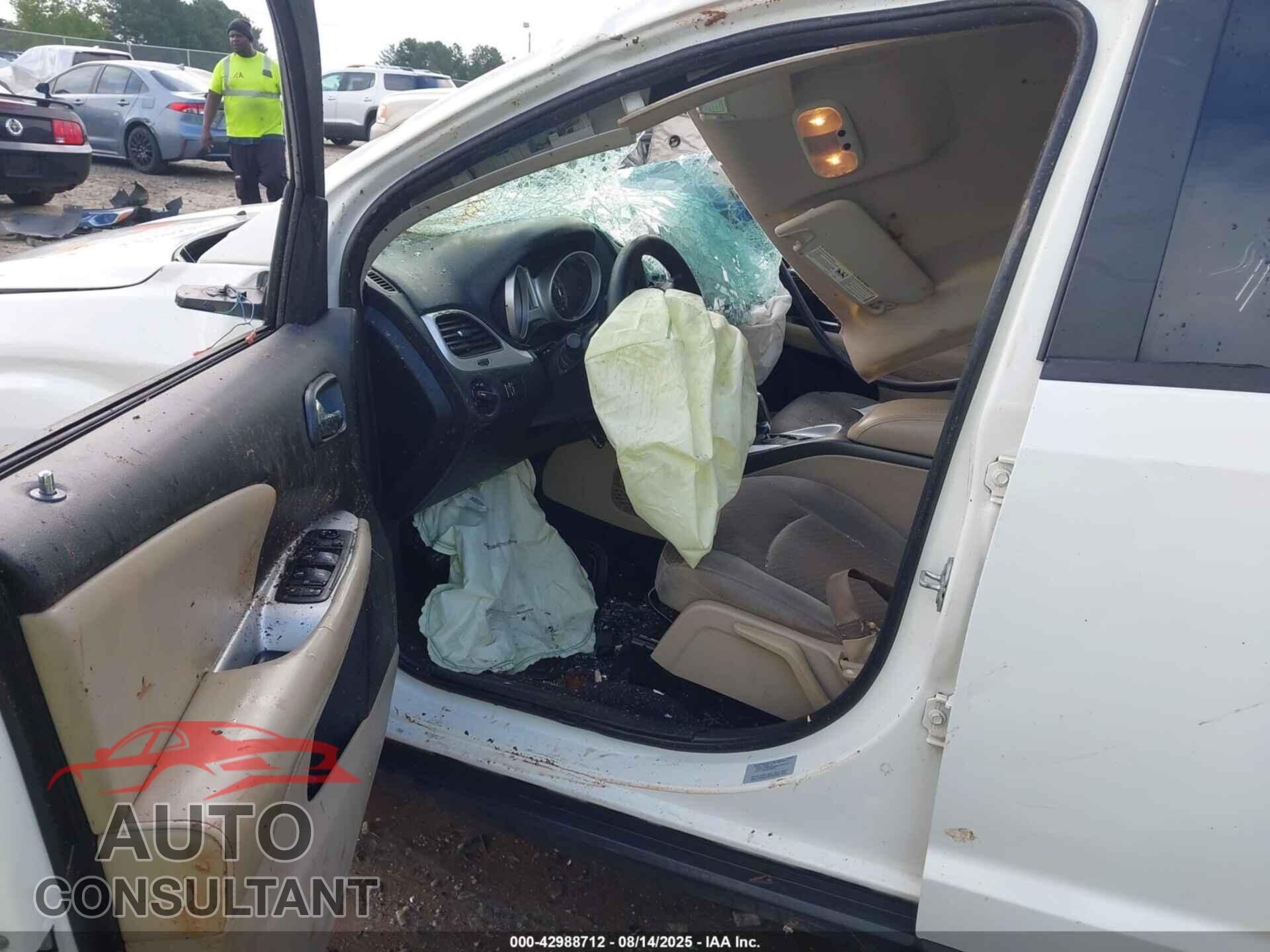 DODGE JOURNEY 2017 - 3C4PDCAB7HT637132