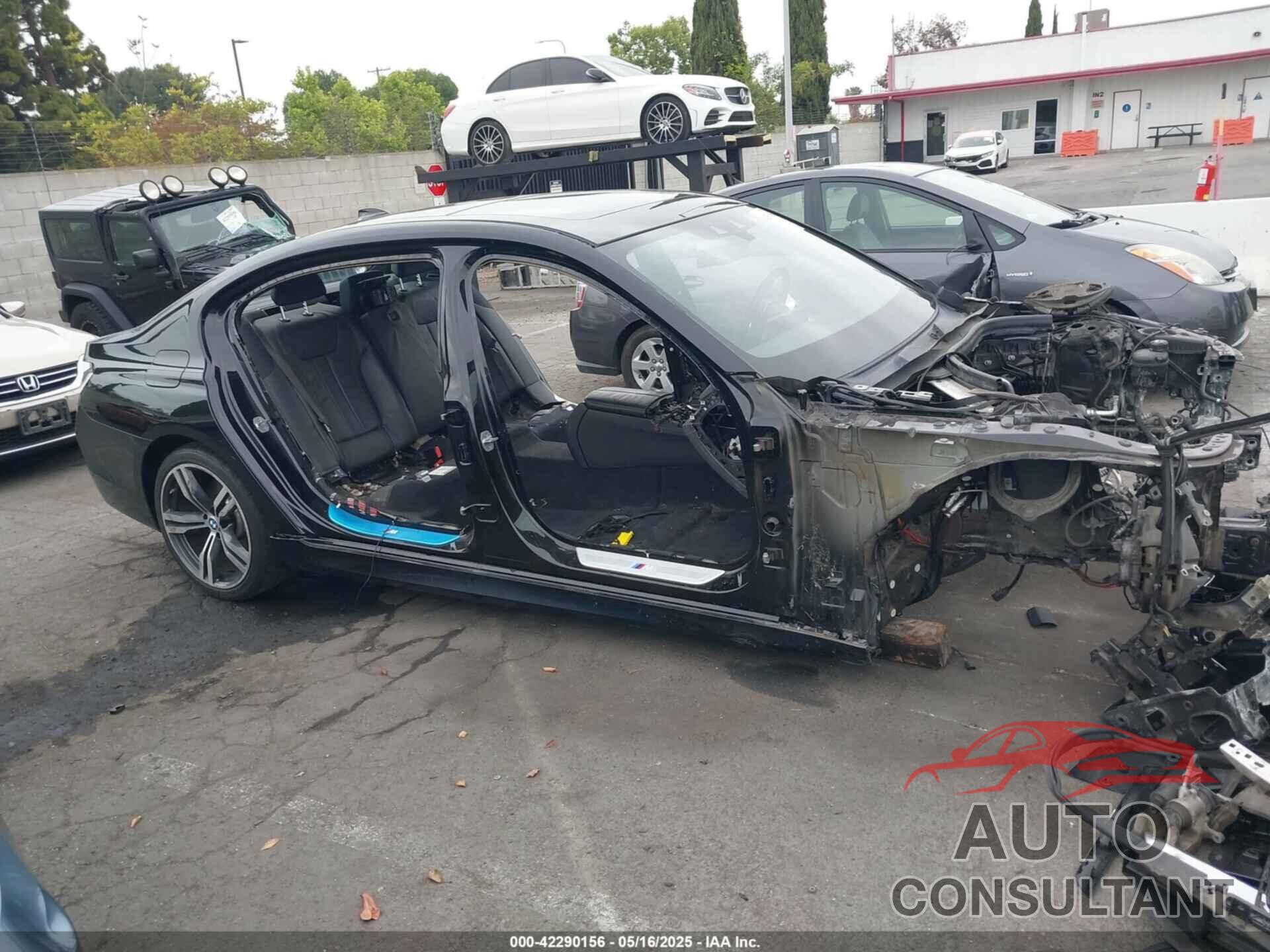 BMW 740I 2019 - WBA7E2C50KB454417