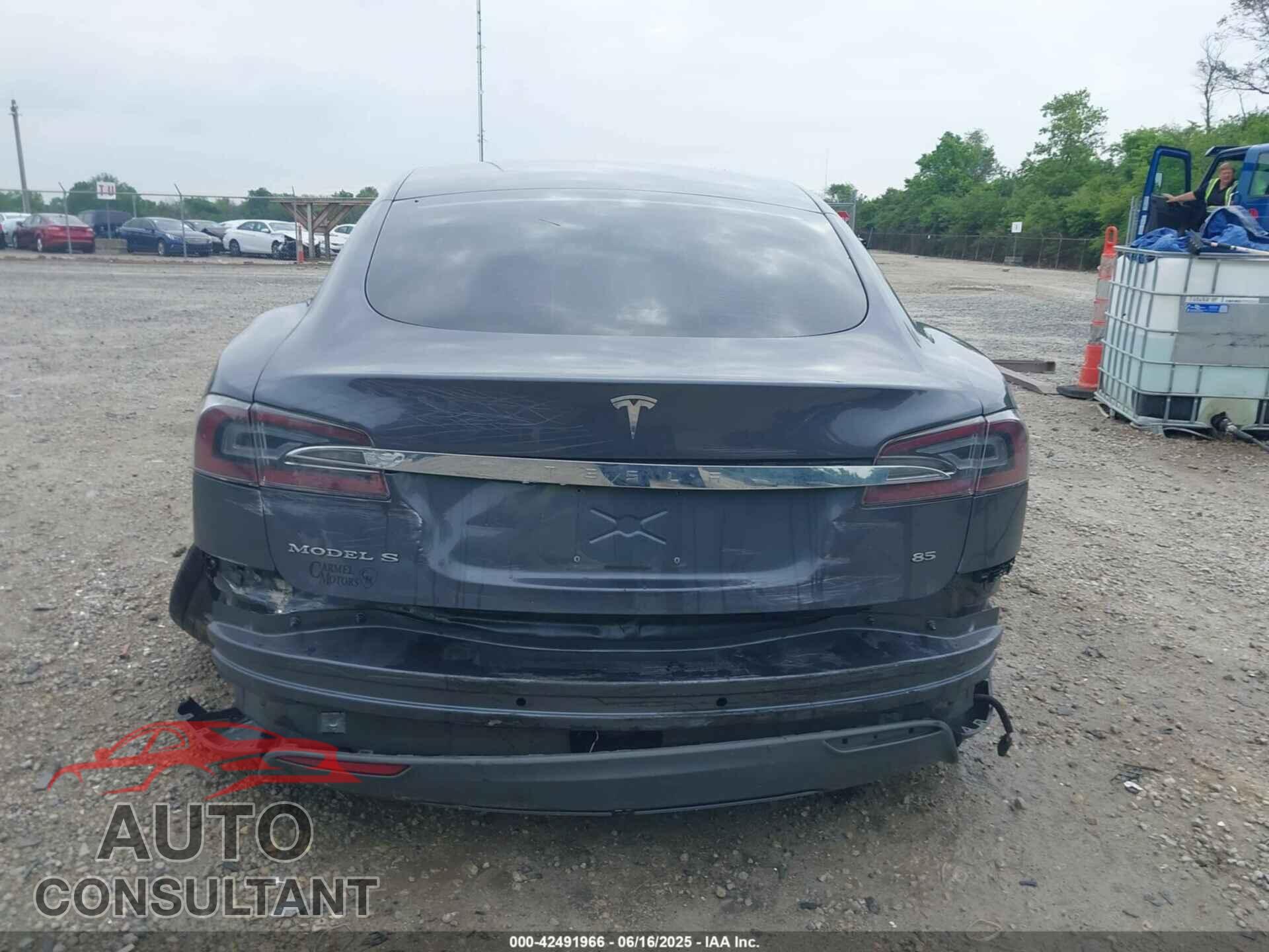 TESLA MODEL S 2014 - 5YJSA1H17EFP62243